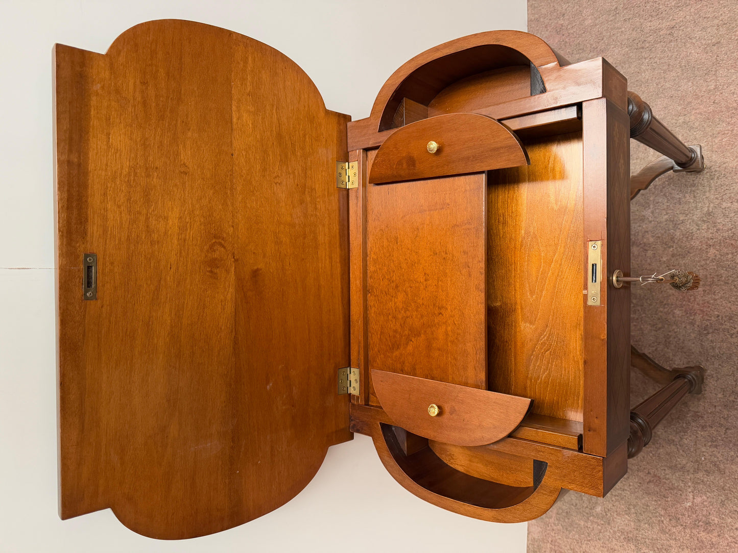 Tavolino intarsiato italiano vintage anni '90