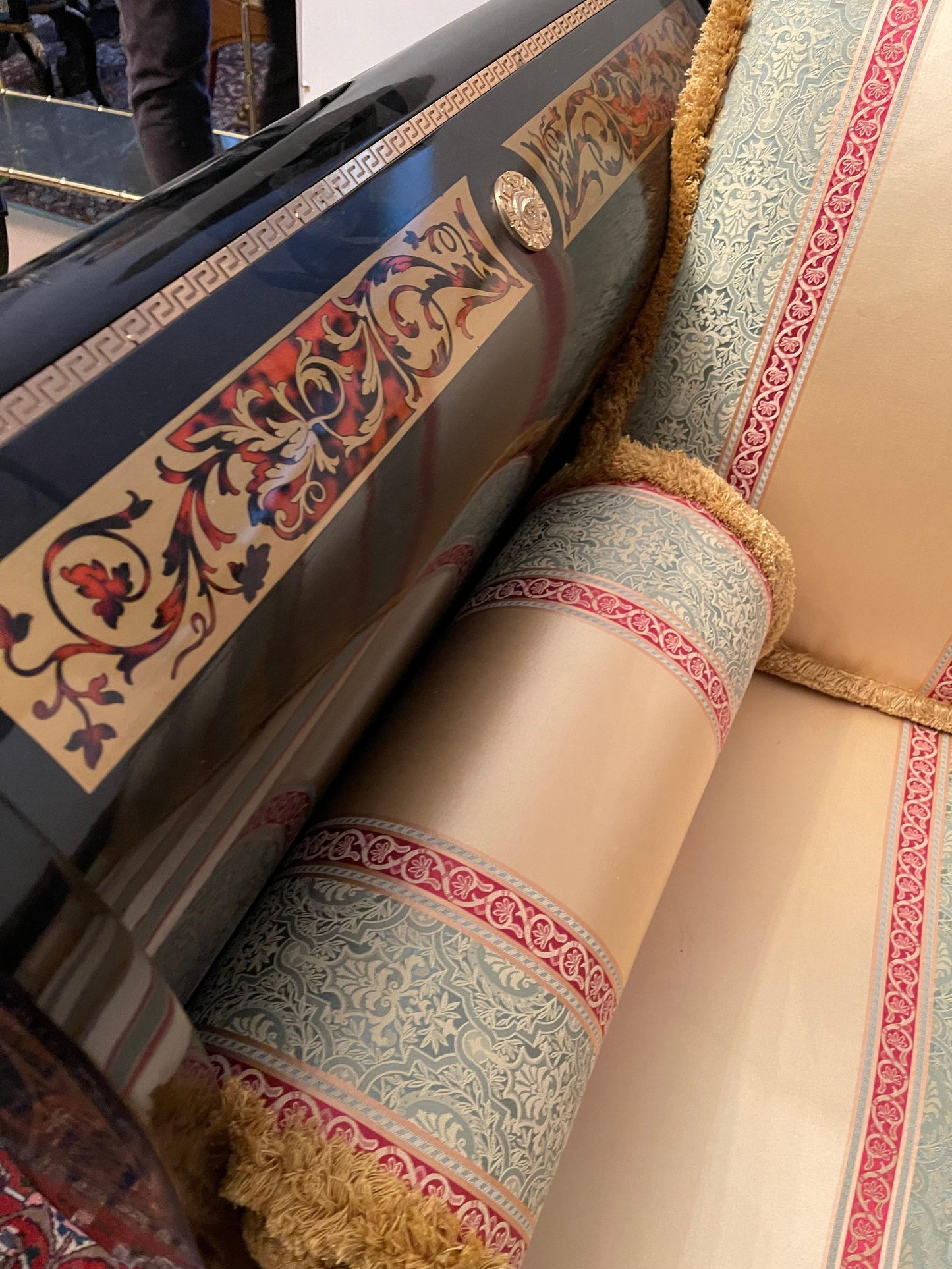 Divano versailles con intarsio di ottone stile Charles boulle