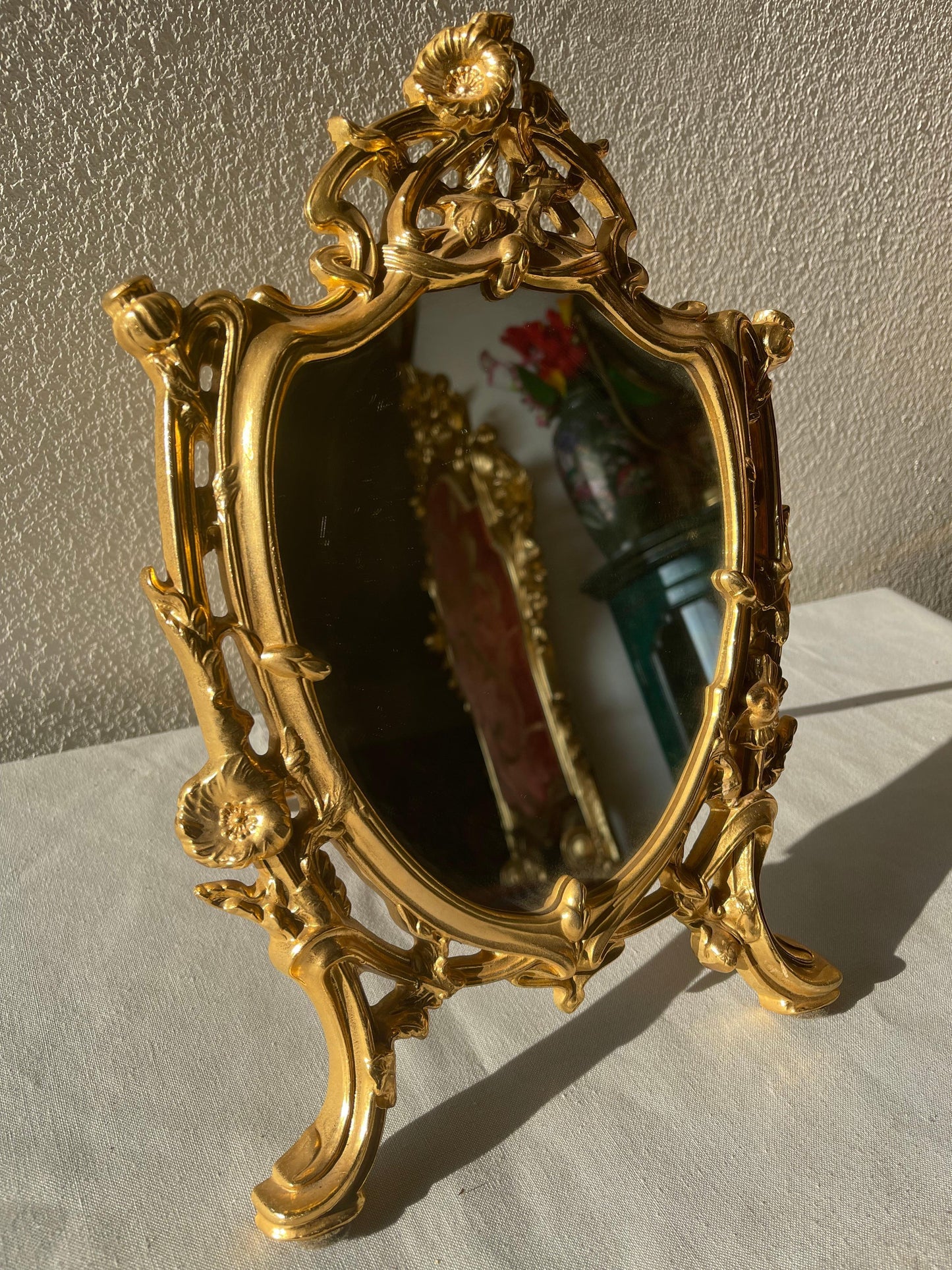 Splendido specchio in bronzo da tavolo italiano stile francese anni '90