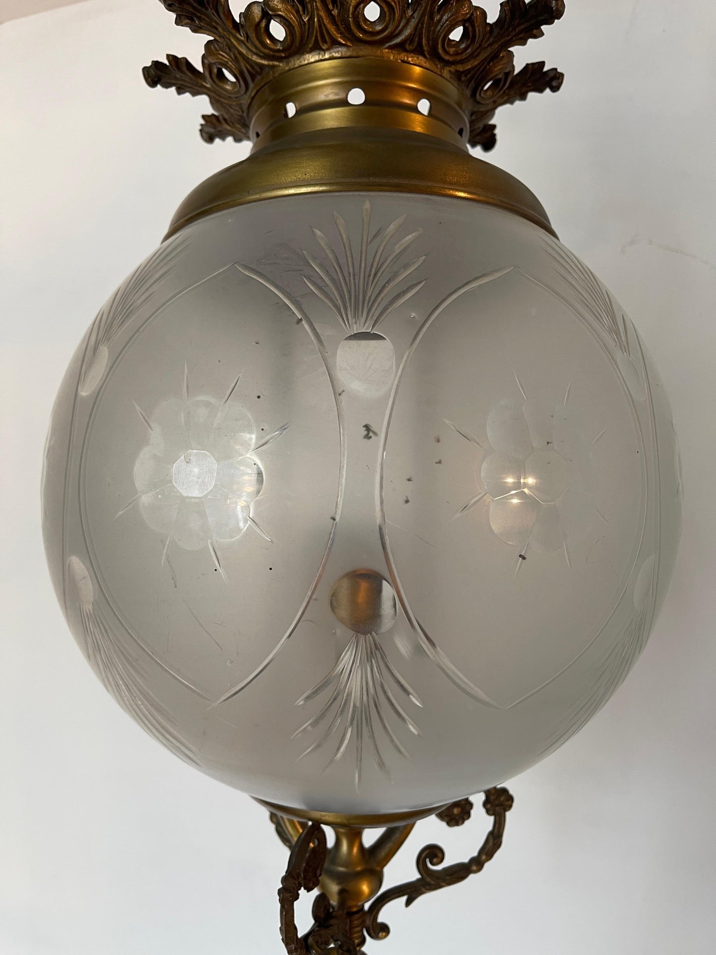 Antica lampada a sospensione in stile vittoriano del XX secolo