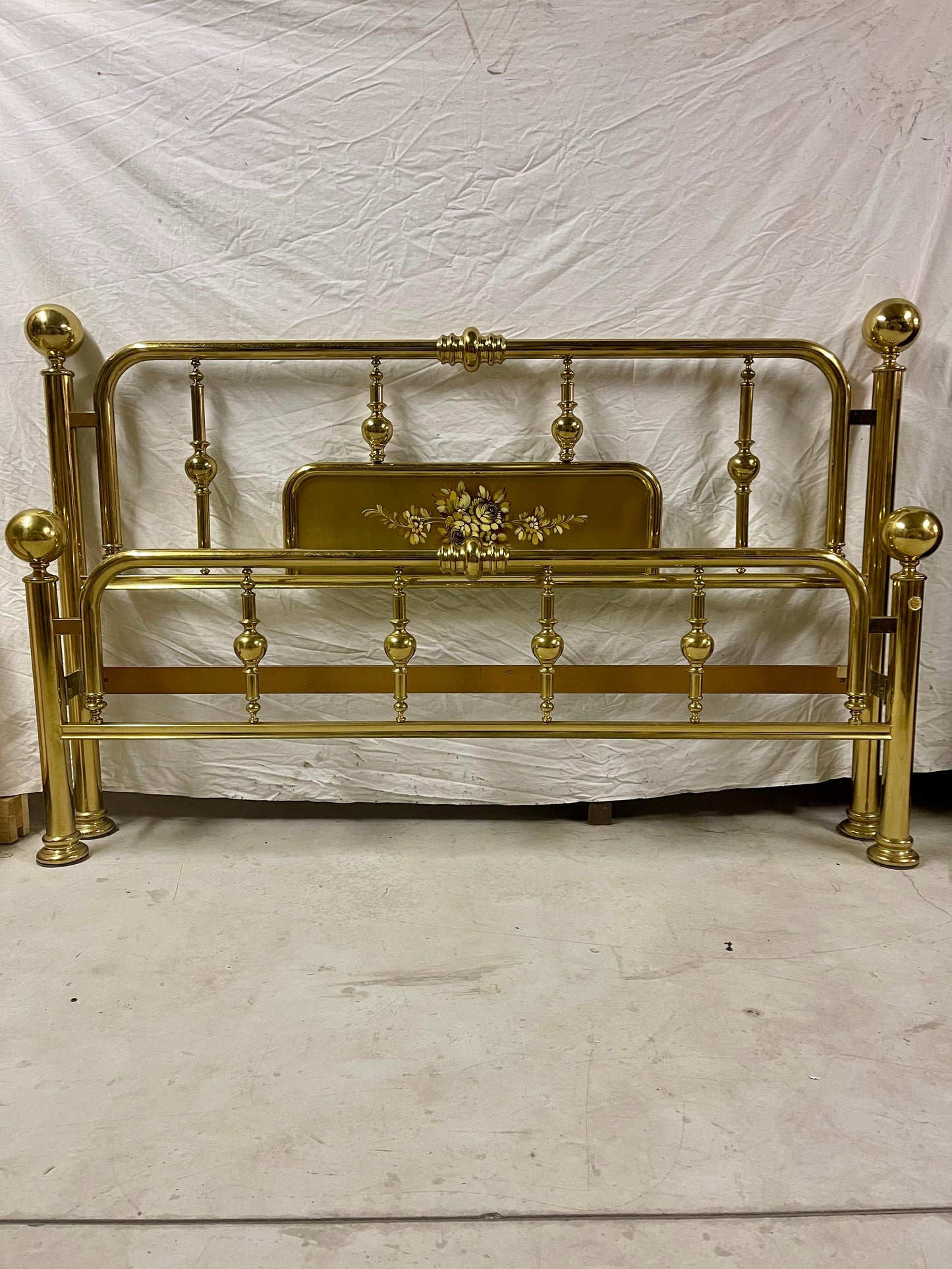 Letto in ottone dorato de disegn italiano stile vittoriano vintage anni '60