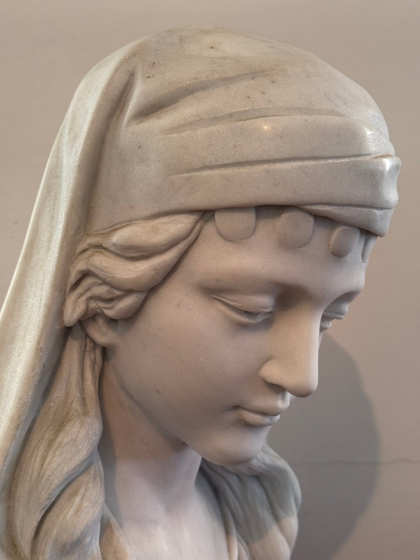 «La Fanciulla Immortale» – Richiama purezza e sacralità