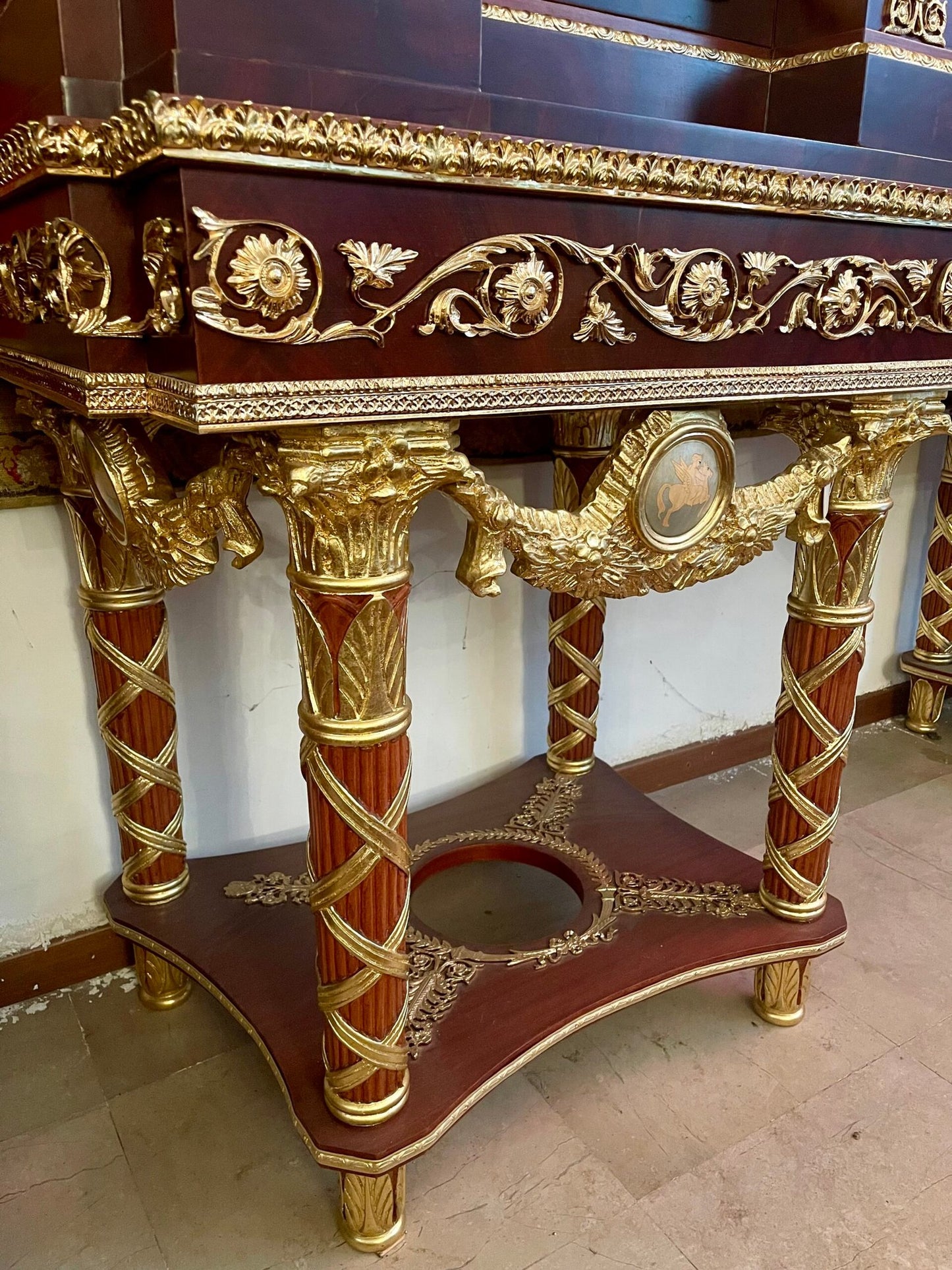 Cabinetto da Monetieri Maria Antonietta – Eleganza e Raffinatezza del XX Secolo