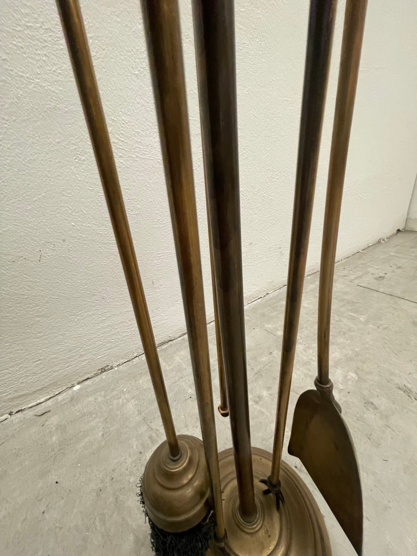 Set da Camino vintage in Ottone - 5 Pezzi con Base Tonda