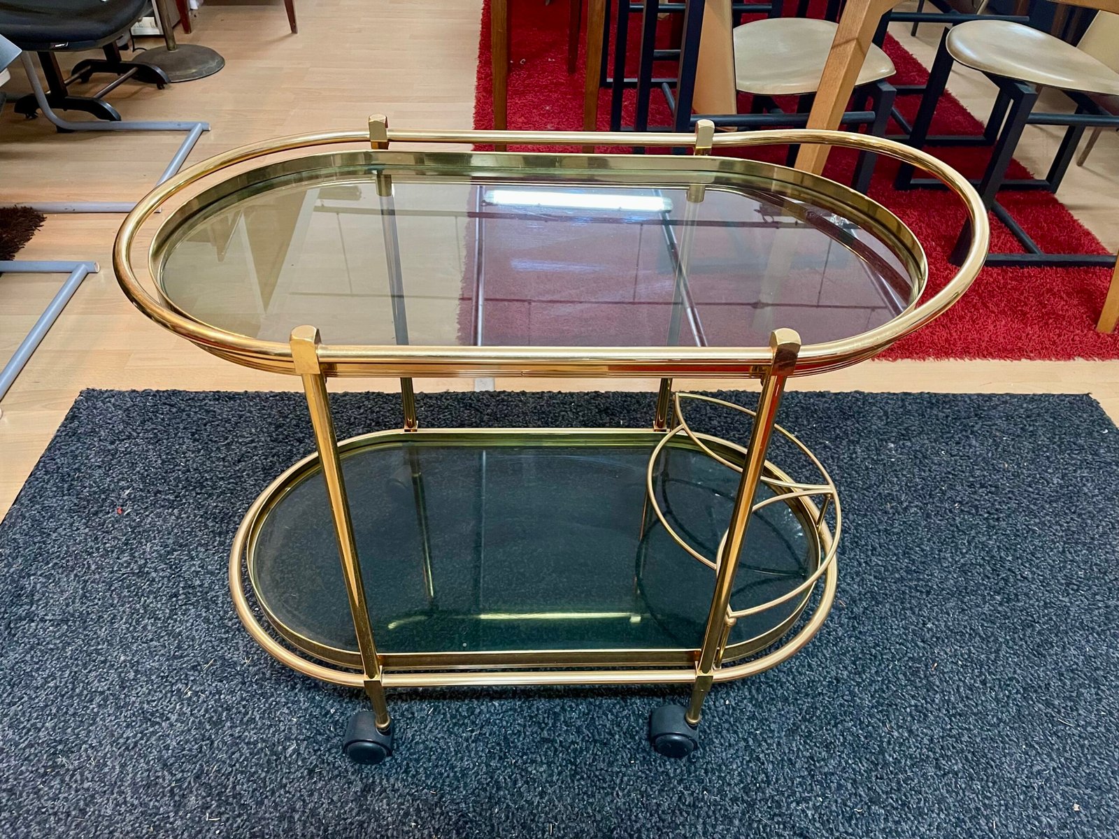 Carrello da bar/tè in ottone e vetro fumé - Stile Hollywood Regency