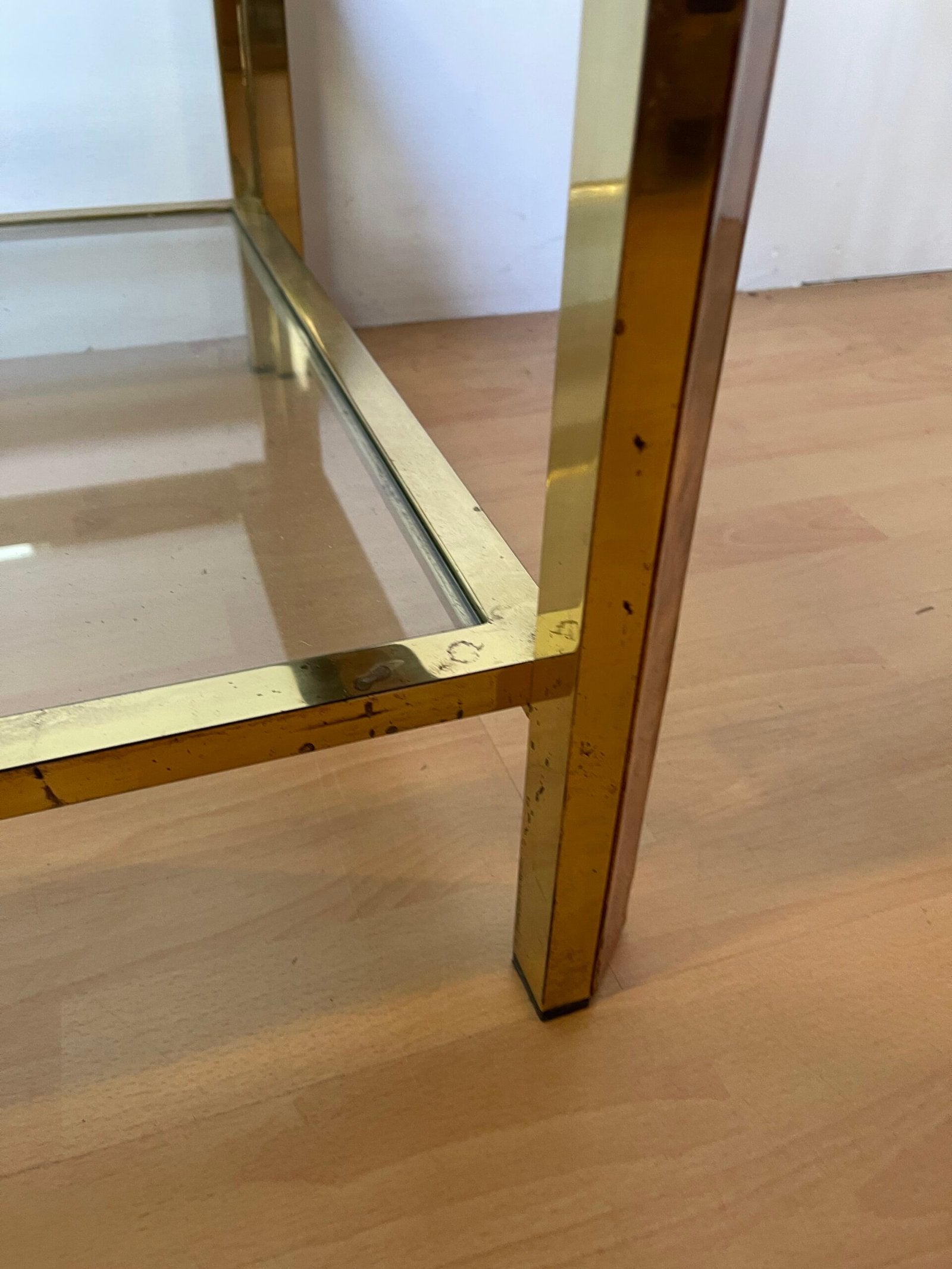 Tavolino da Salotto in Ottone e Radica con Piano in Vetro – Anni '70/'80