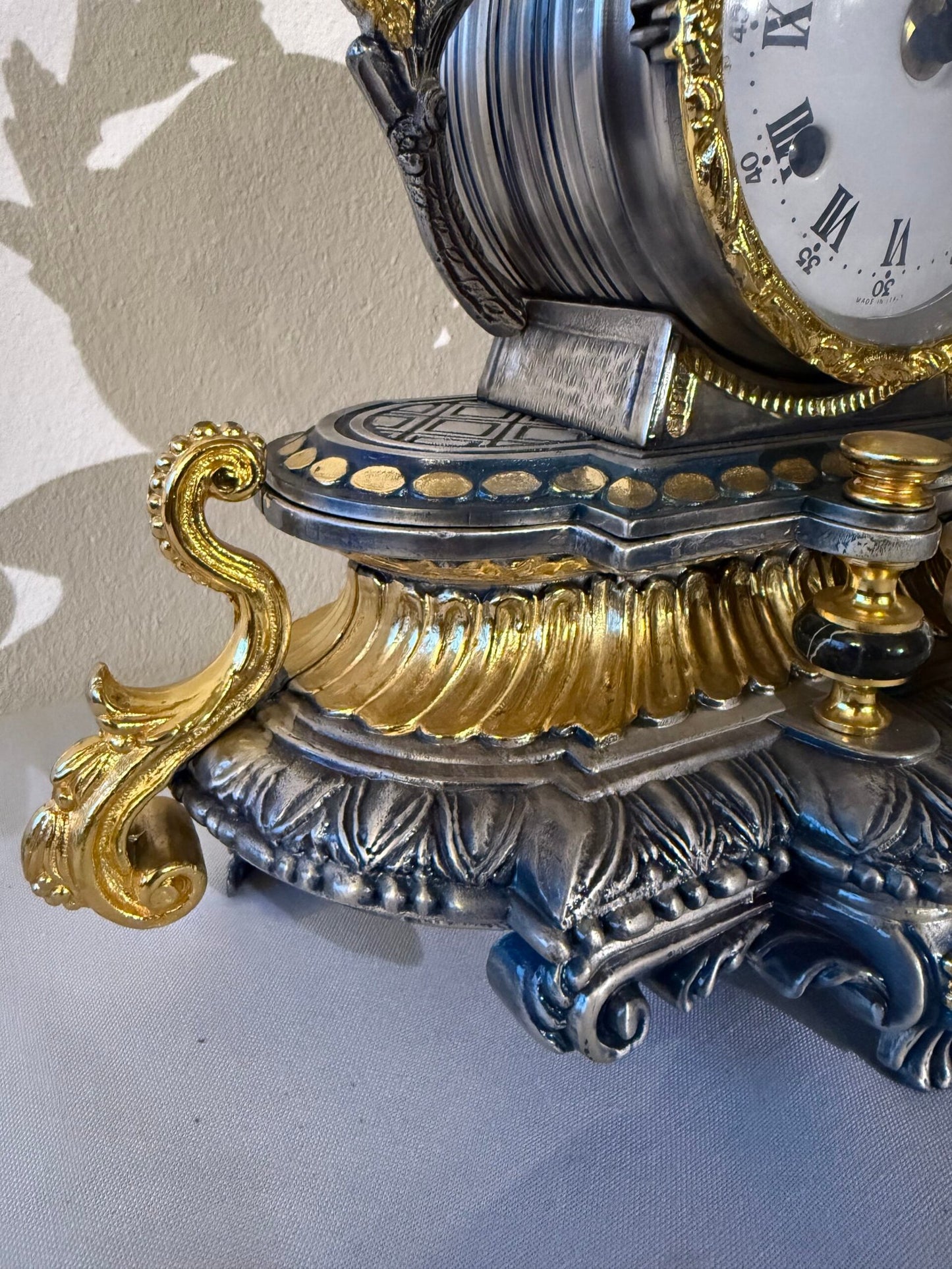 orologio da tavolo "Opulenza Bicolore"