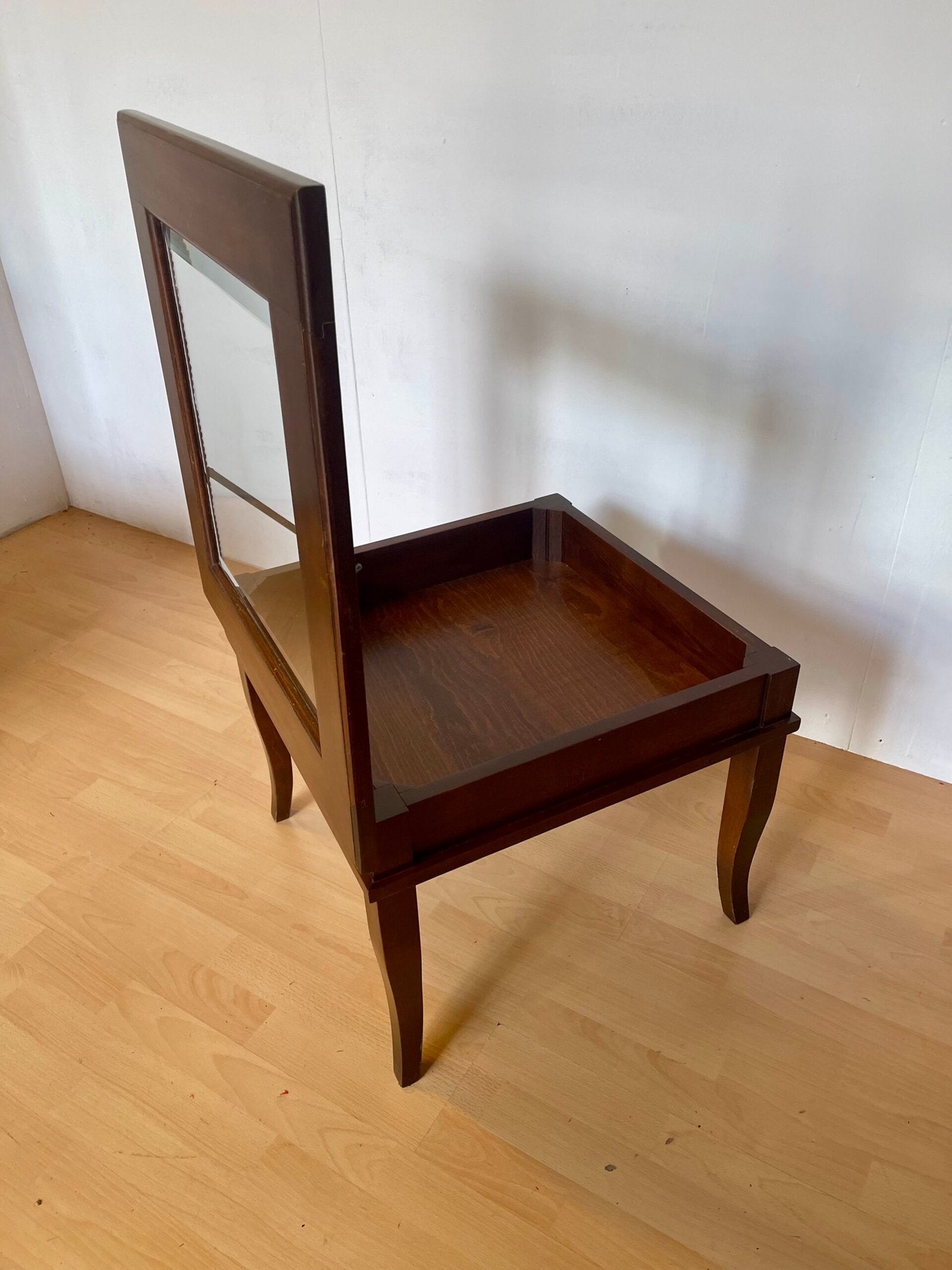 Tavolo in legno apribile