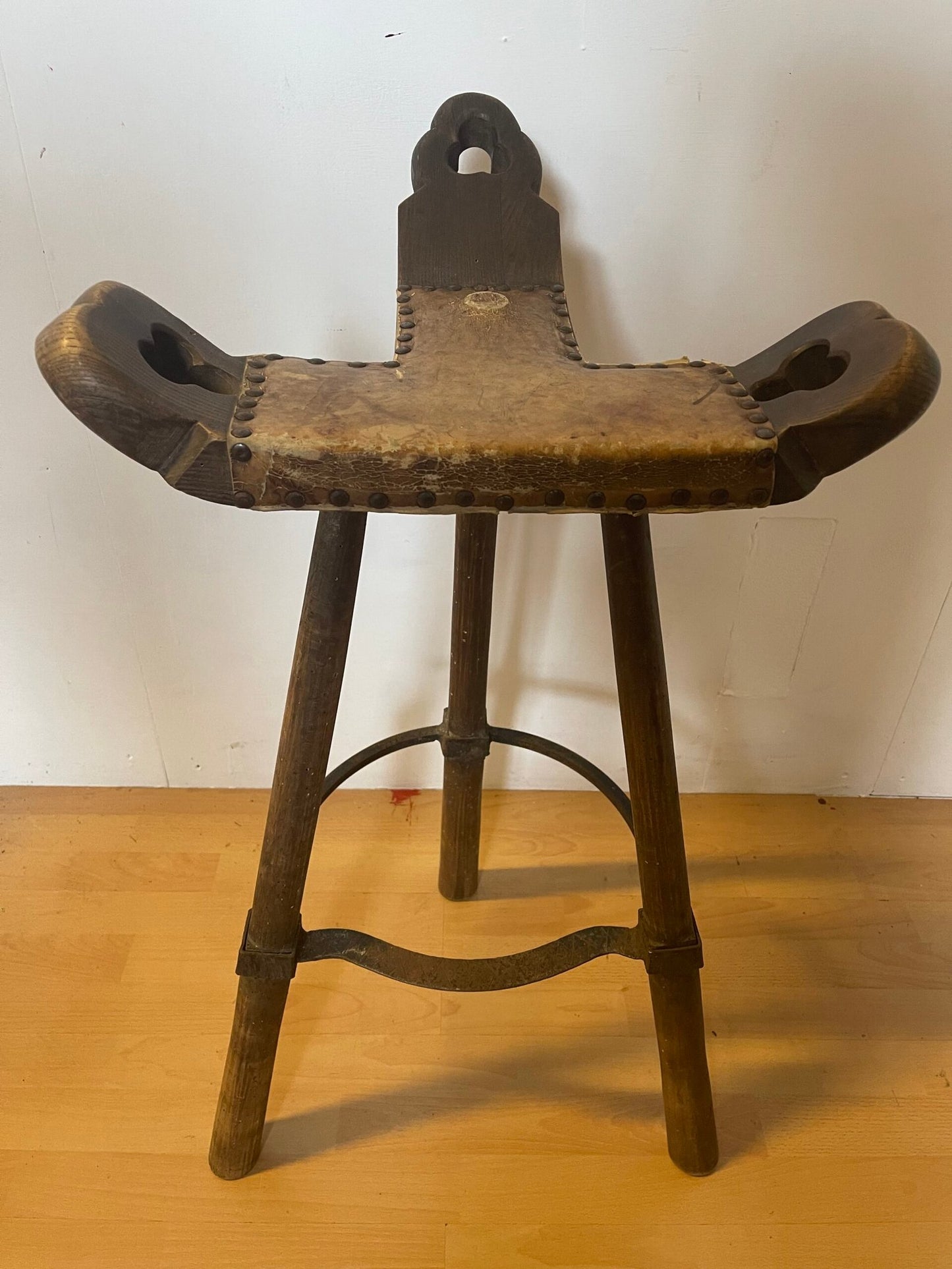 Sedia Contadina Rustica in Legno e Cuoio Chiodato