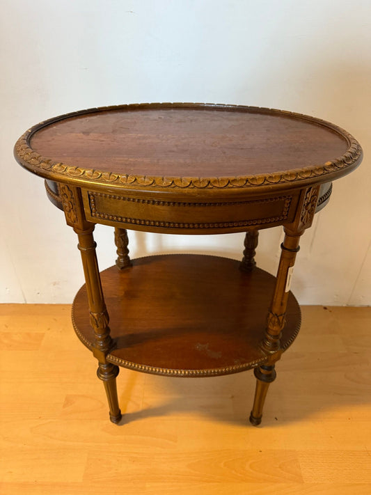 Comodino in Legno Intagliato con Doppio Piano