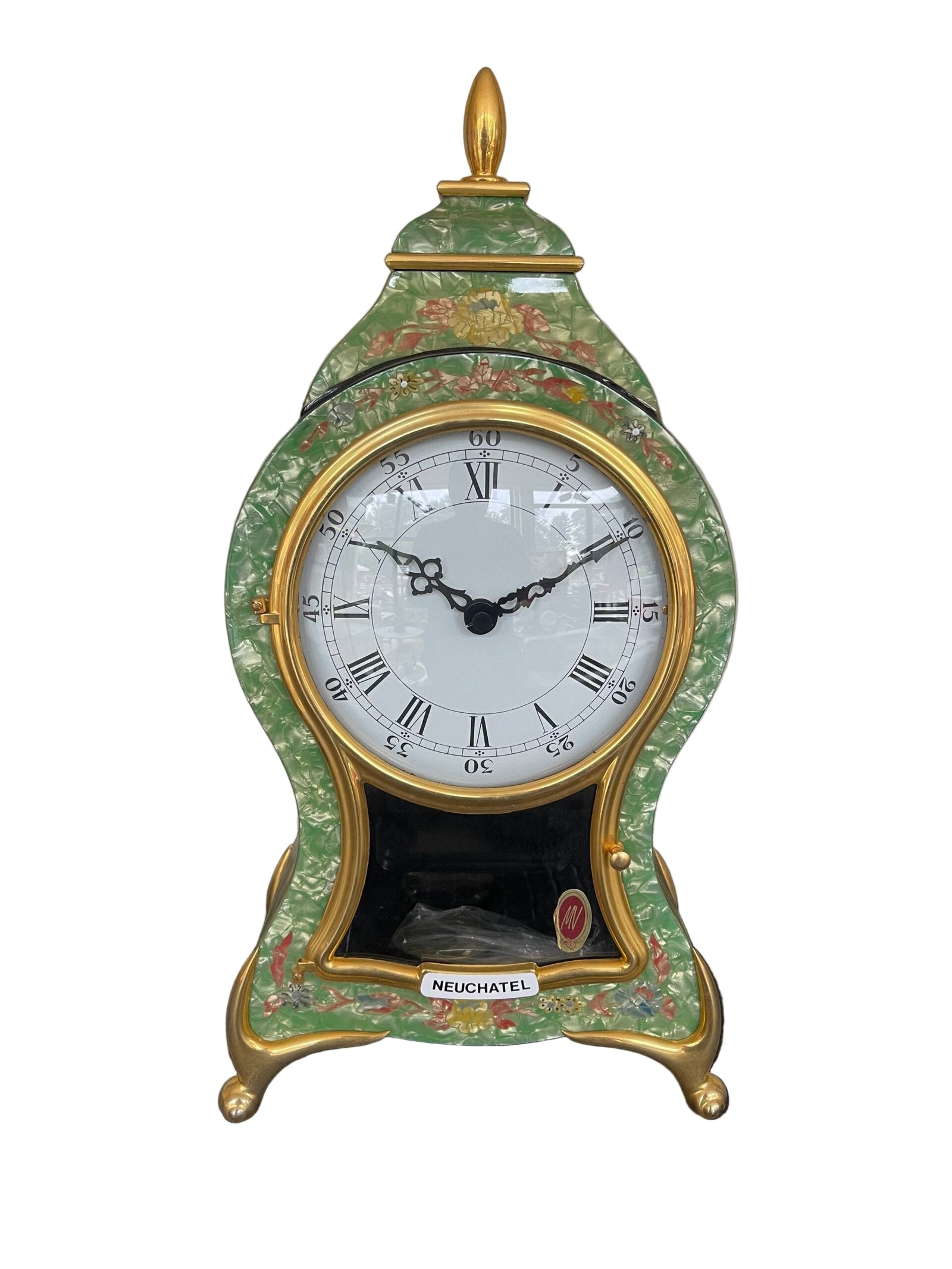 Orologio da Tavolo “Neuchatel” – Elegante con Pendolo e Dettagli Floreali in Stile Antico