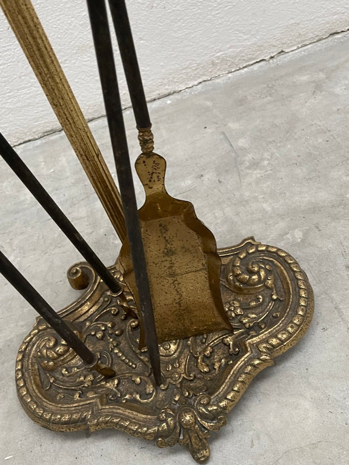 Antico atrezzi da camino in bronzo italiano XIX secolo