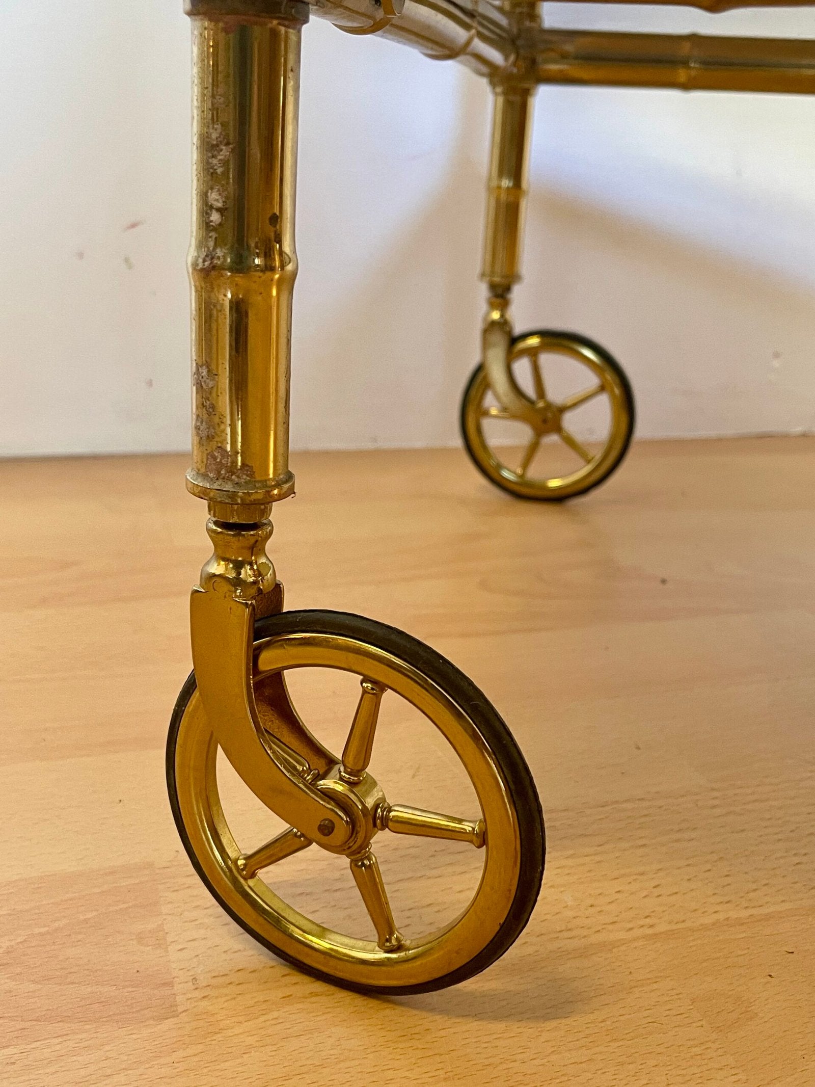 Carrello lungo in ottone stile bambù anni '70