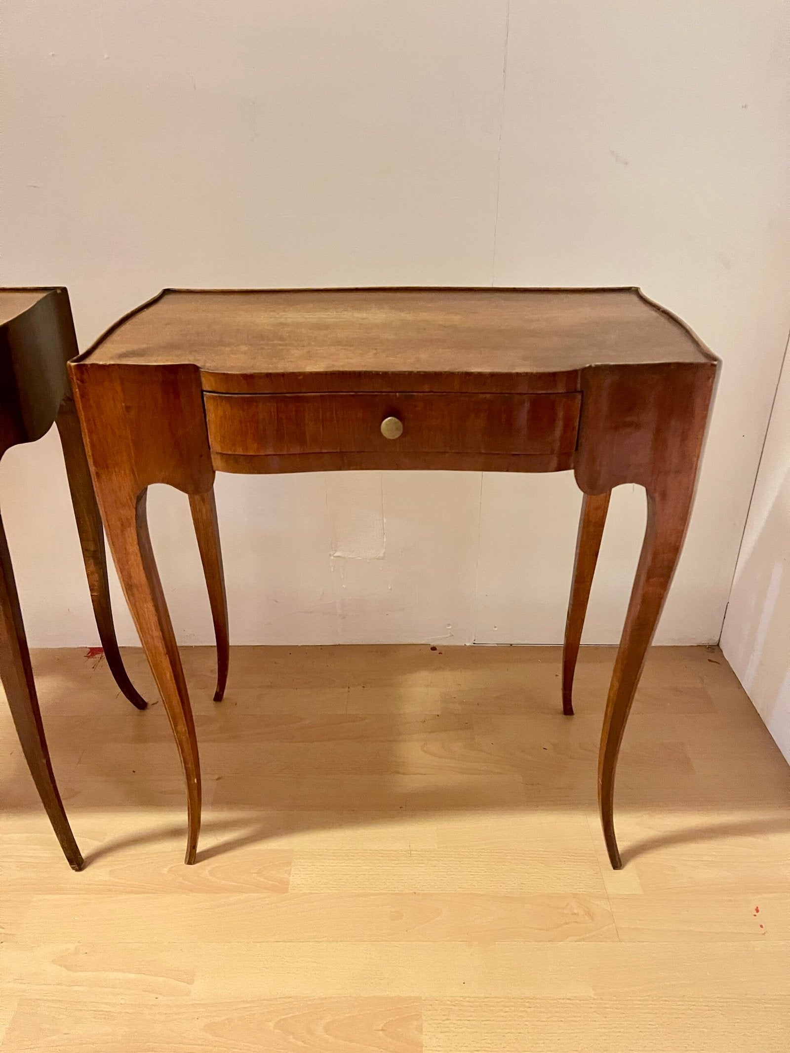 Coppia di consolle Luigi XV - Eleganza senza tempo