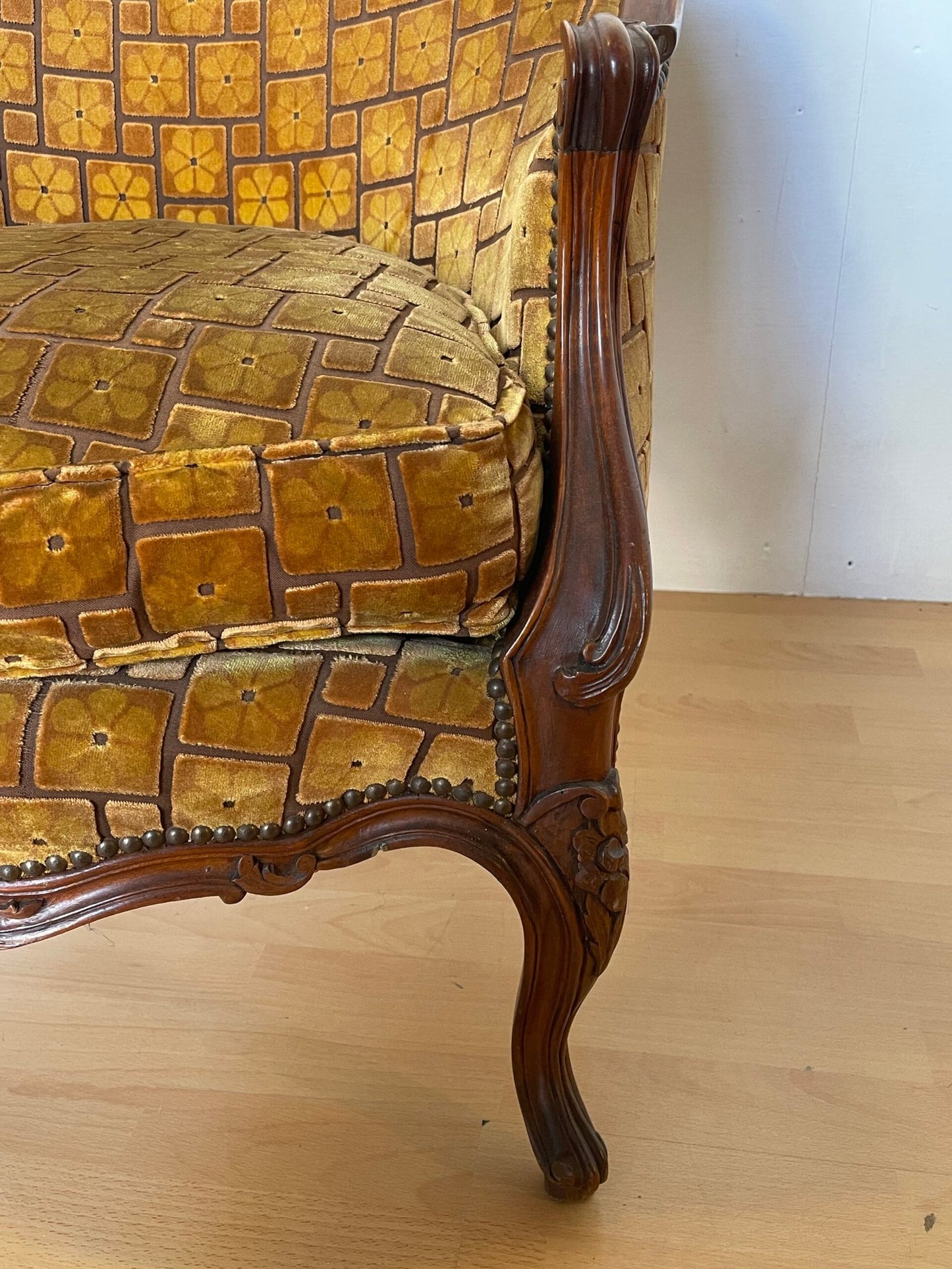 Poltrona vintage in stile Luigi XV