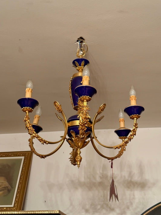 Lampario classico in Bronzo Dorato e Porcellana Blu Cobalto - Eleganza Neoclassica