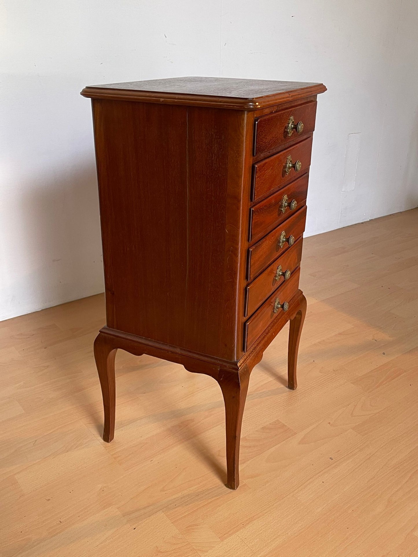 Elegante Cassettiera Vintage in Legno Massello – 6 Cassetti