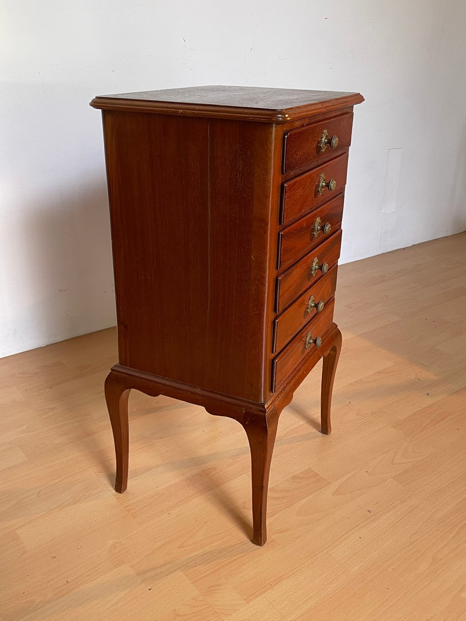 Elegante Cassettiera Vintage in Legno Massello – 6 Cassetti