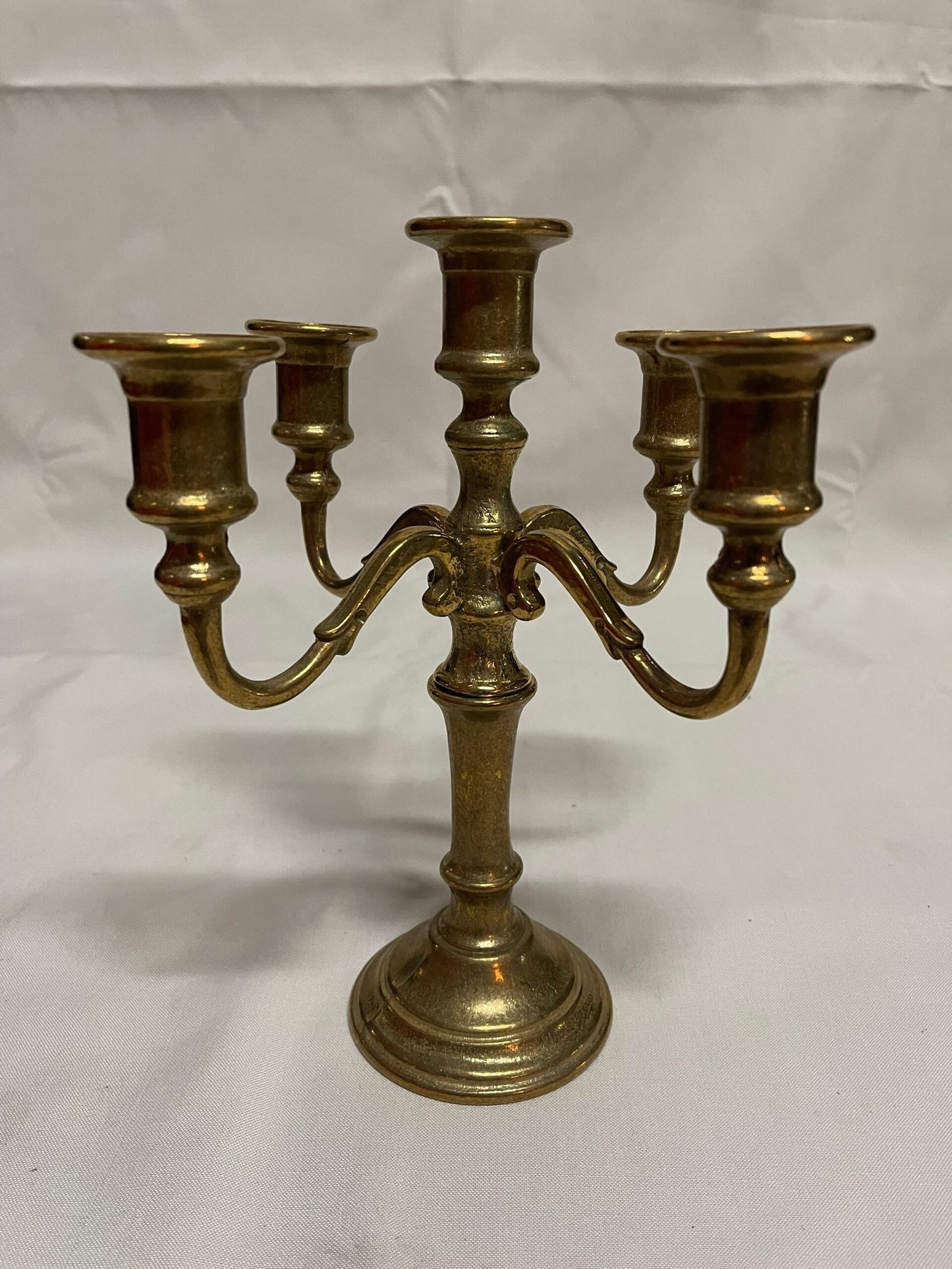 Coppia di candelabri in bronzo XX secolo italiana