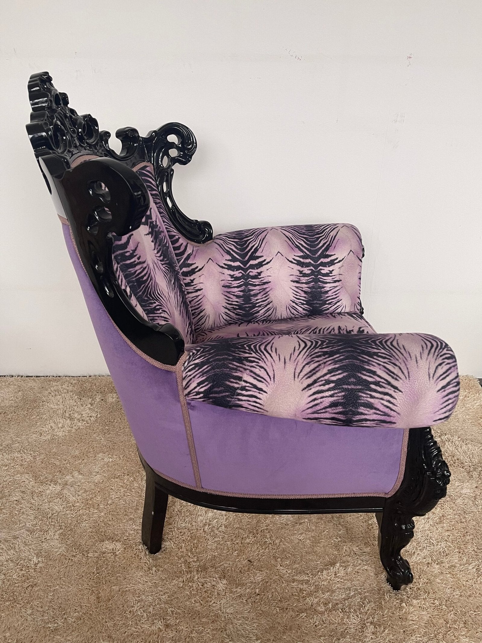 Splendida poltrona barocca Tiger Glam