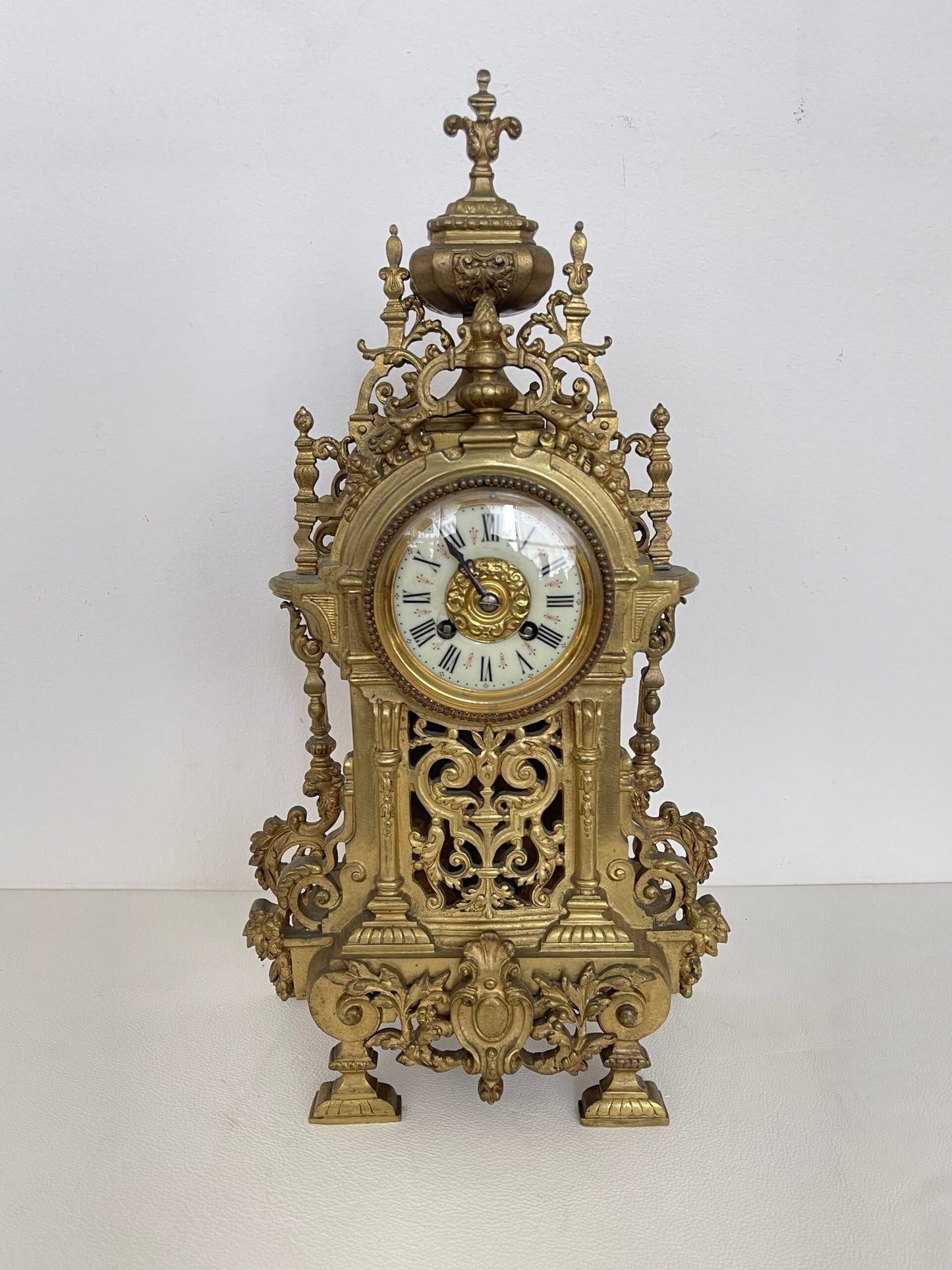 Orologio da Camino Antico a Bronzo Dorato - Stile Barocco Francese