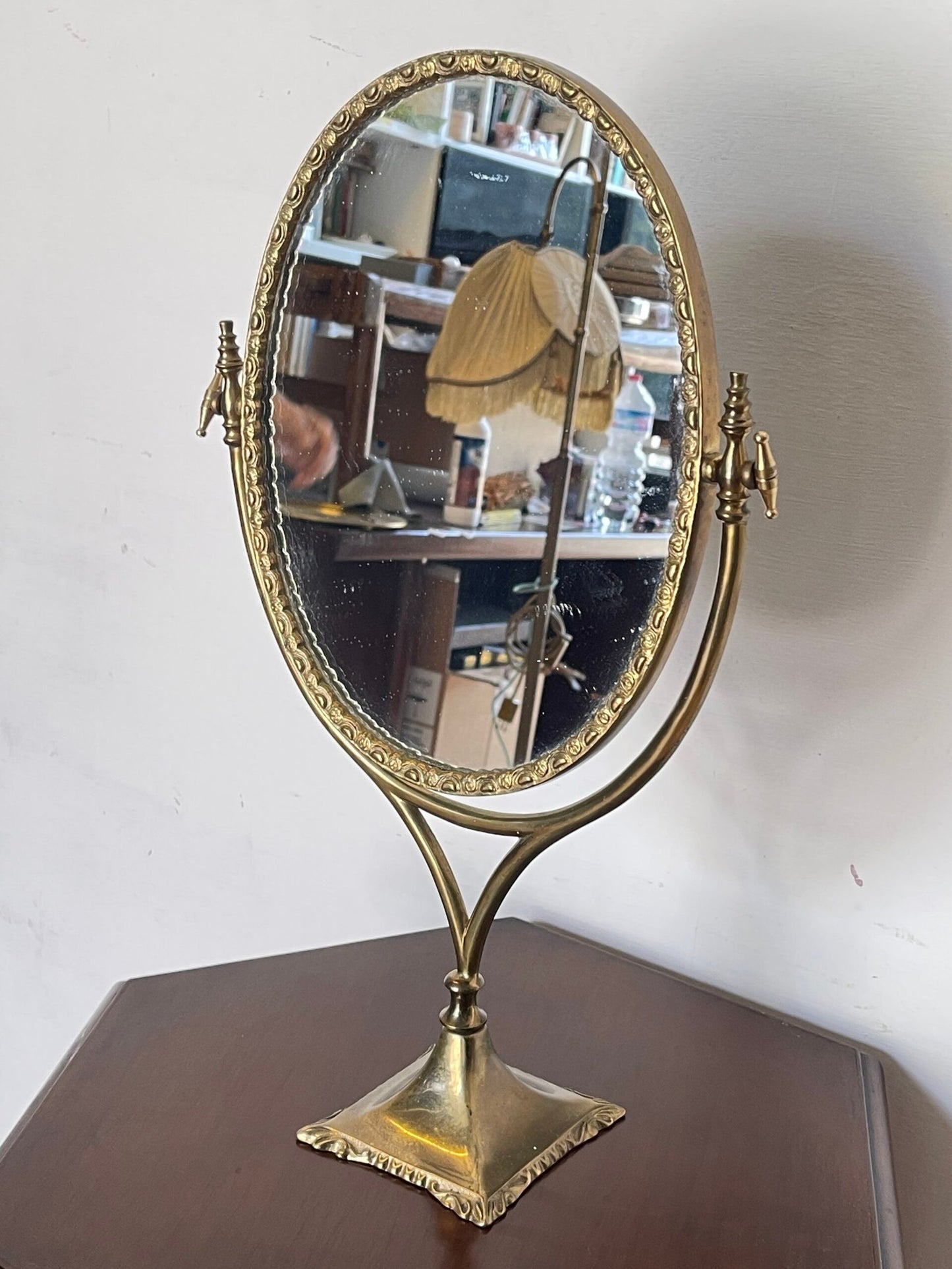 Specchiera da Tavolo Vintage in Ottone Cesellato – Stile Classico Regolabile