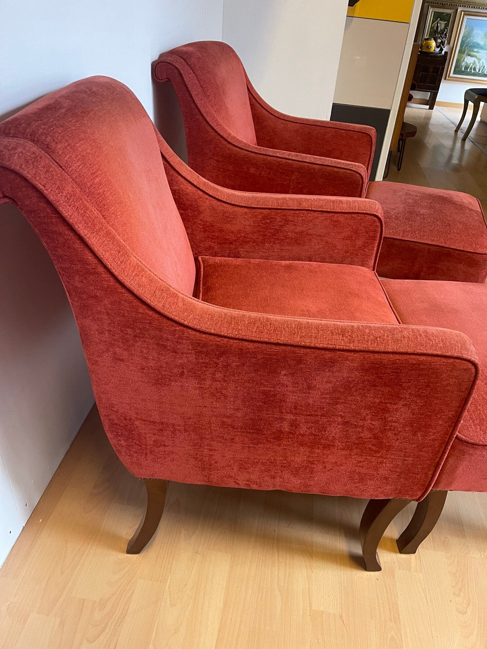 Coppia di poltrone vintage con poggiapiedi