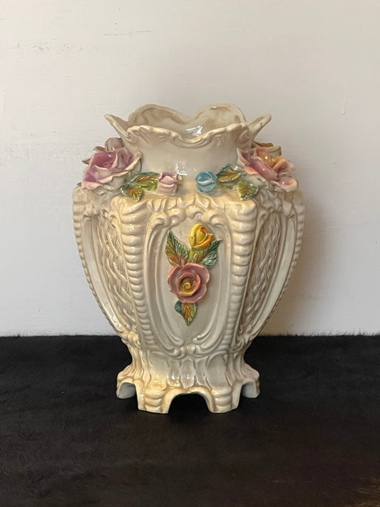 Vaso Vintage in Porcellana Bassano Decorato a Mano – Modello 467