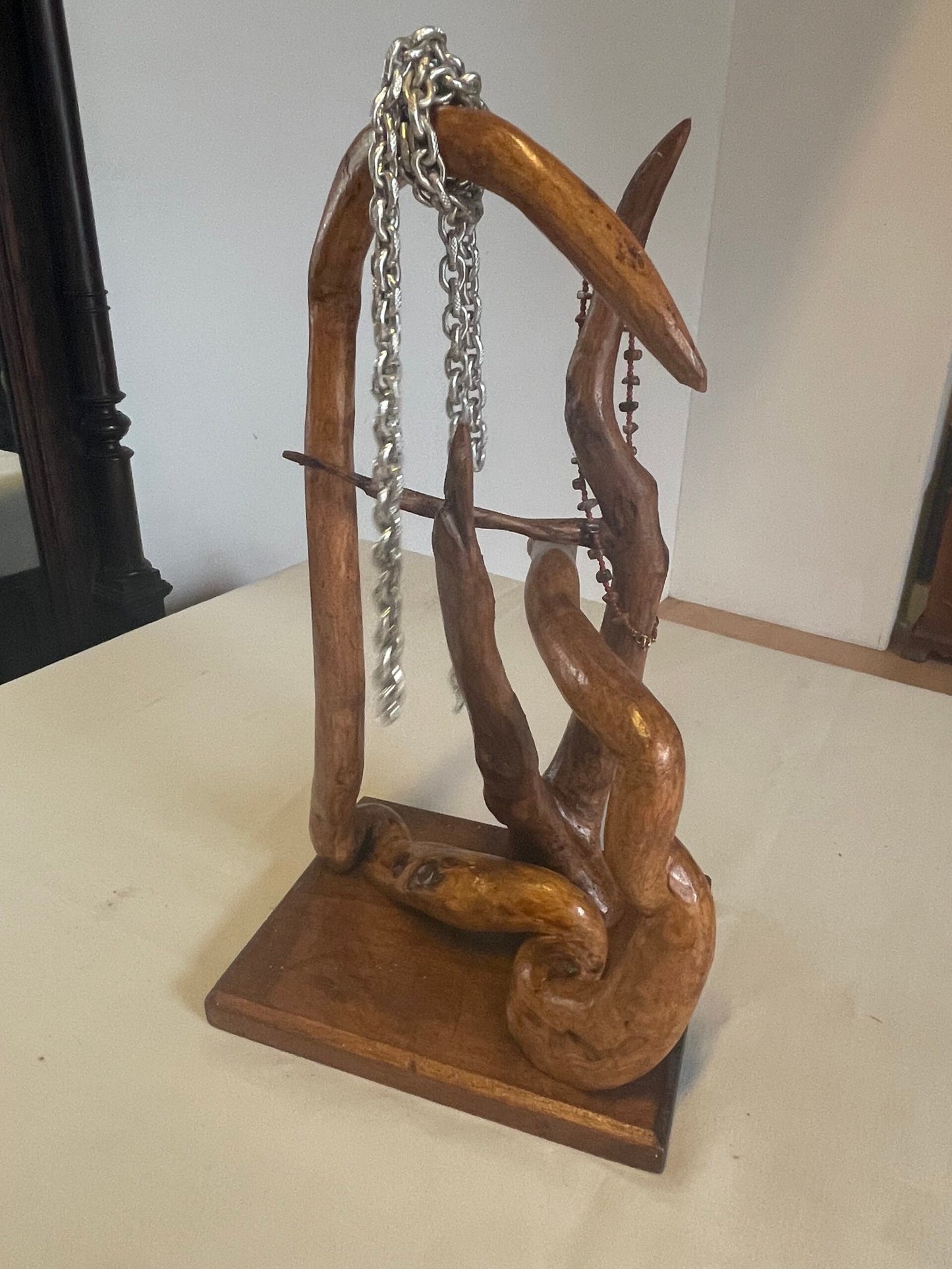 Scultura "Serpente Avvolgente"