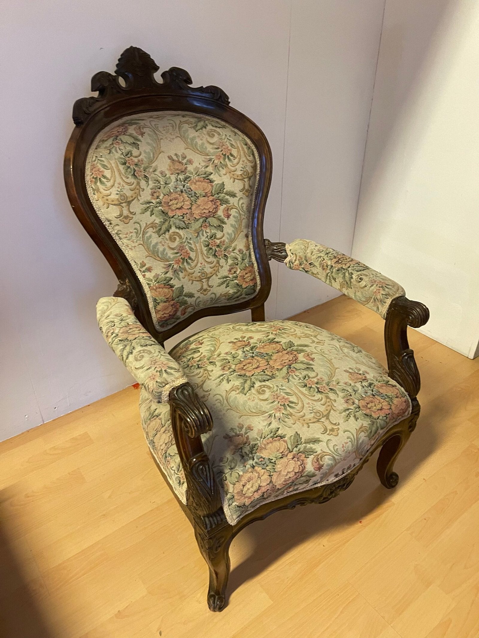 Poltrona Antica in Stile Barocchetto