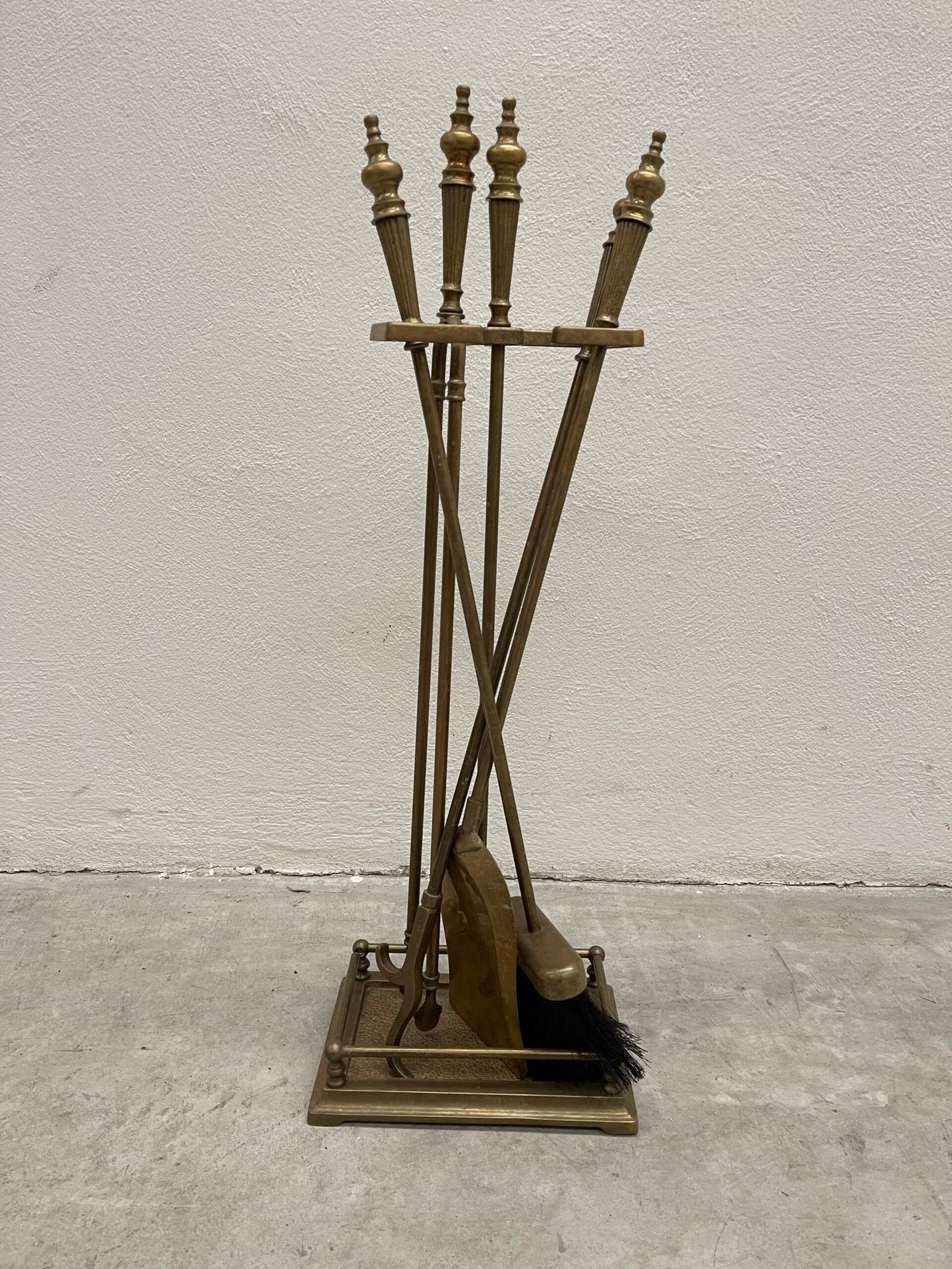 Set Antico da Camino in Ottone - 5 Pezzi con supporto