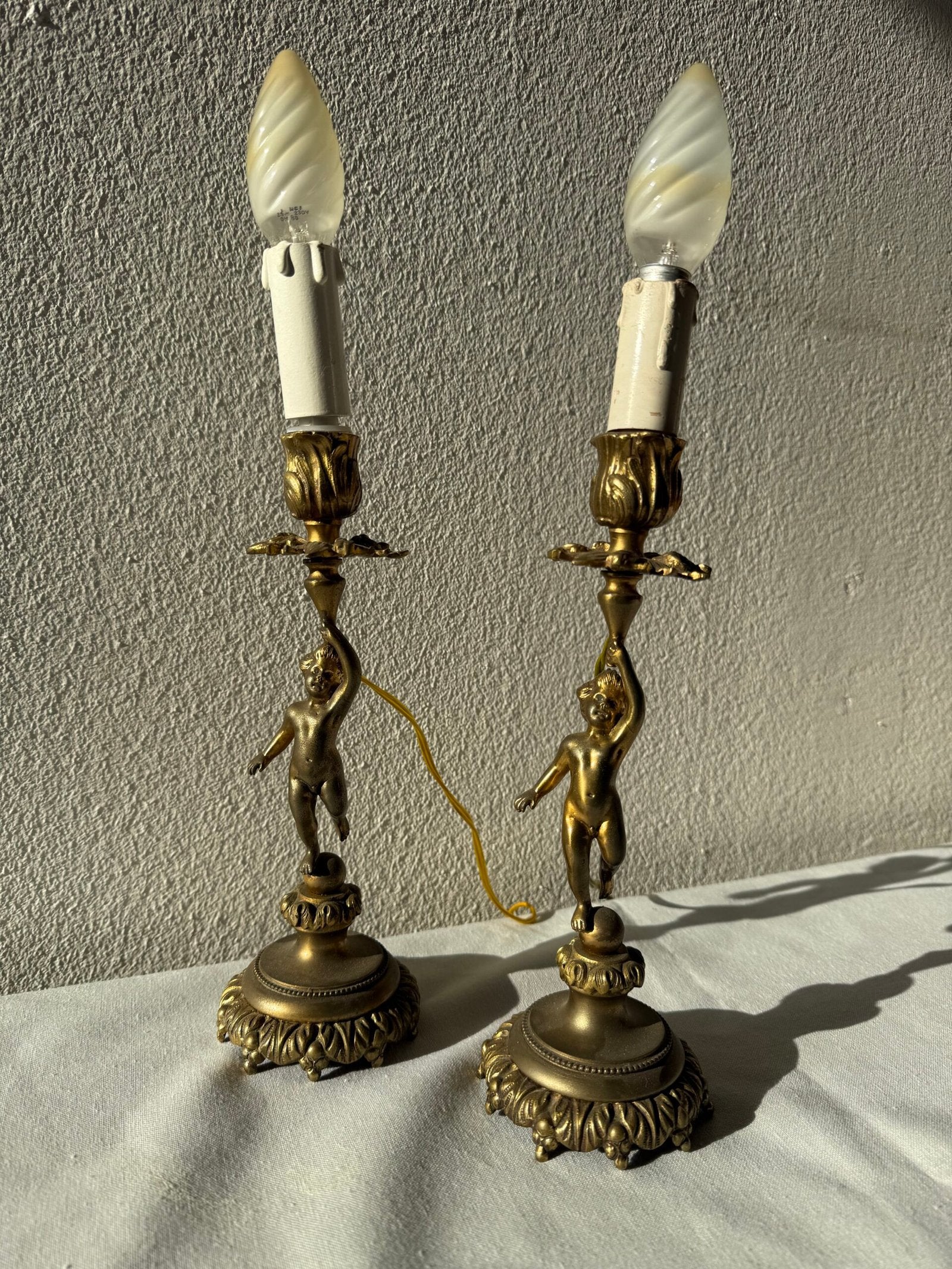 Coppia di lampade da tavolo