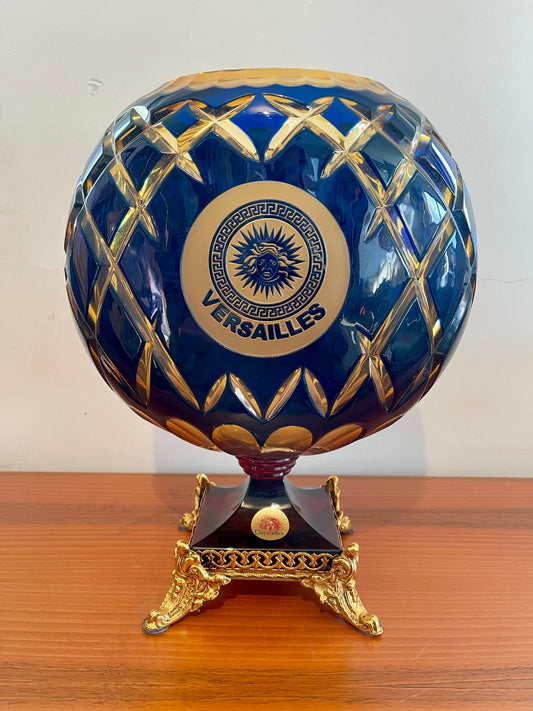 Centrotavola Versailles in Cristallo Intagliato e Base Dorata – Edizione Decorales