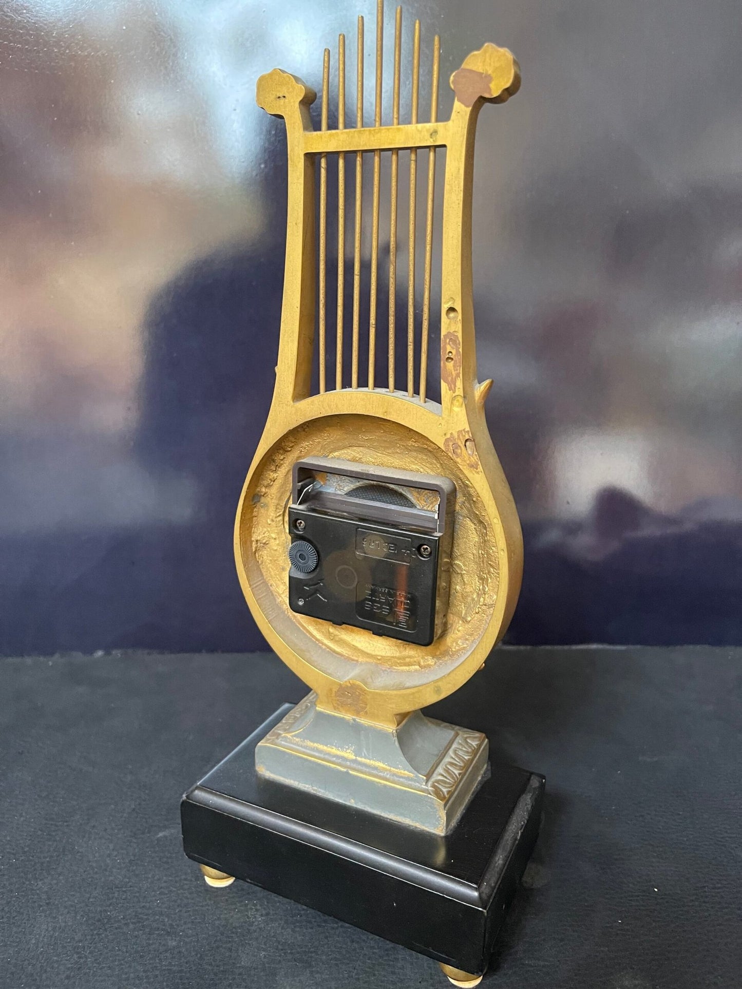 Orologio “a lira” in stile Impero