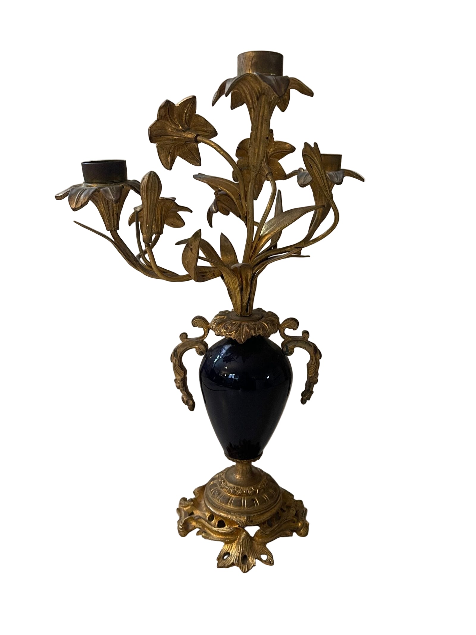 Candelieri in porcellana e bronzo dorato a 3 fiamme stile fiore francese XX secolo