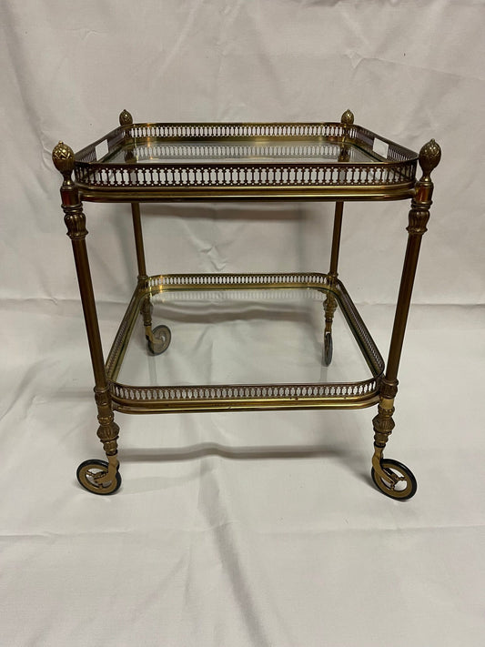 Carrello da tè in stile Impero con struttura in ottone e ripiani in vetro