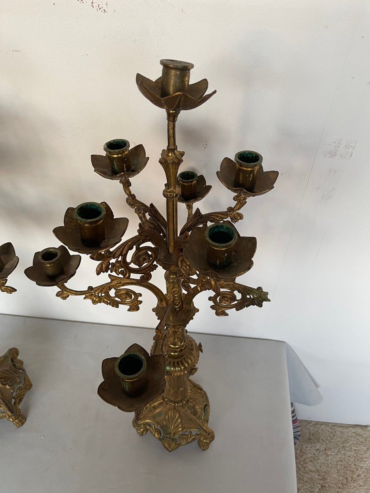 Coppia di Candelabri Antichi a 9 Fiamme in Bronzo Dorato - Stile Barocco