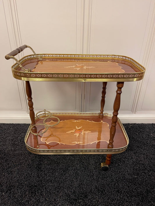 Carrello da tè in stile classico con intarsi floreale