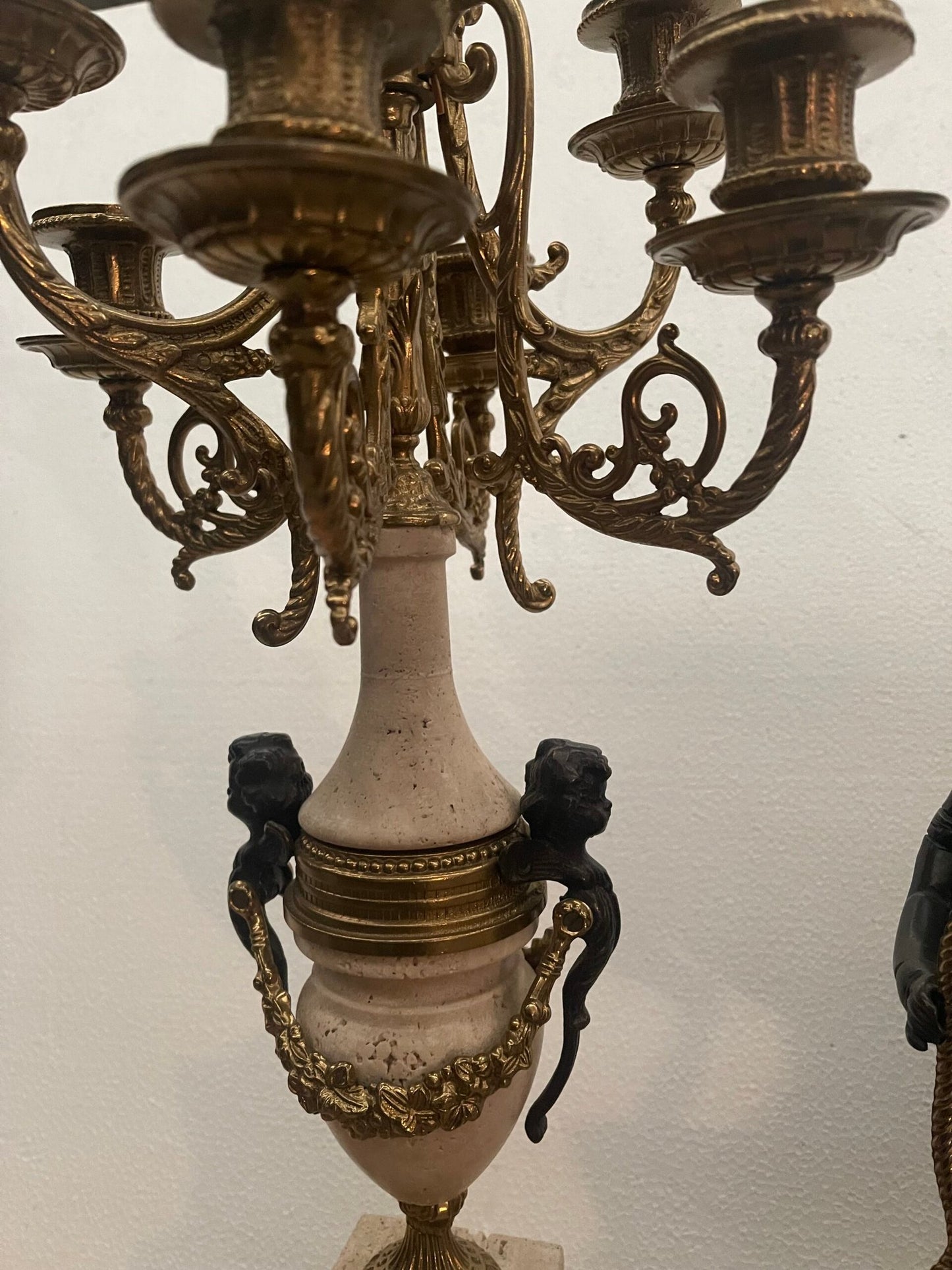 Maestoso Trittico da Camino a Bronzo Dorato e Marmo