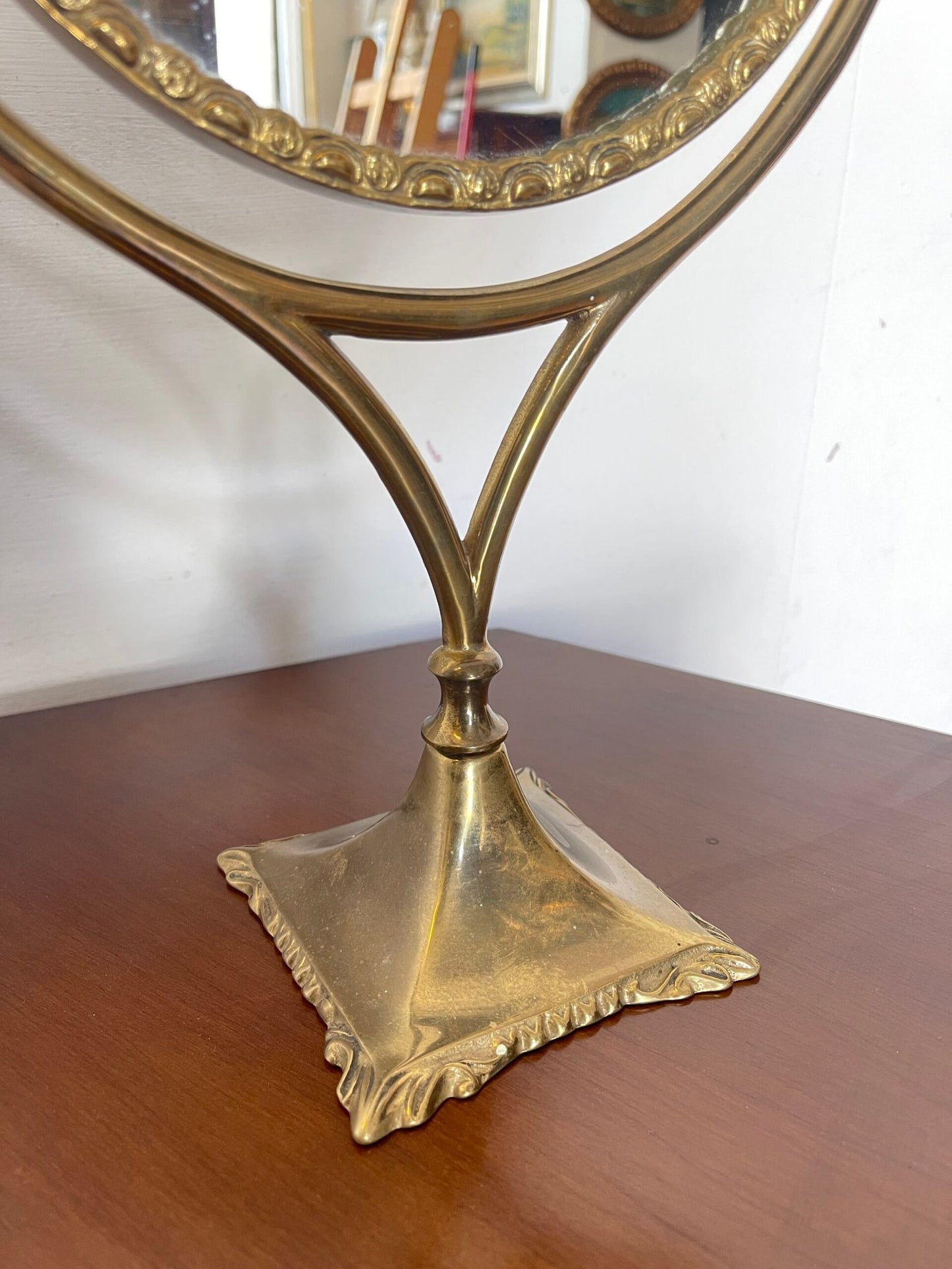 Specchiera da Tavolo Vintage in Ottone Cesellato – Stile Classico Regolabile