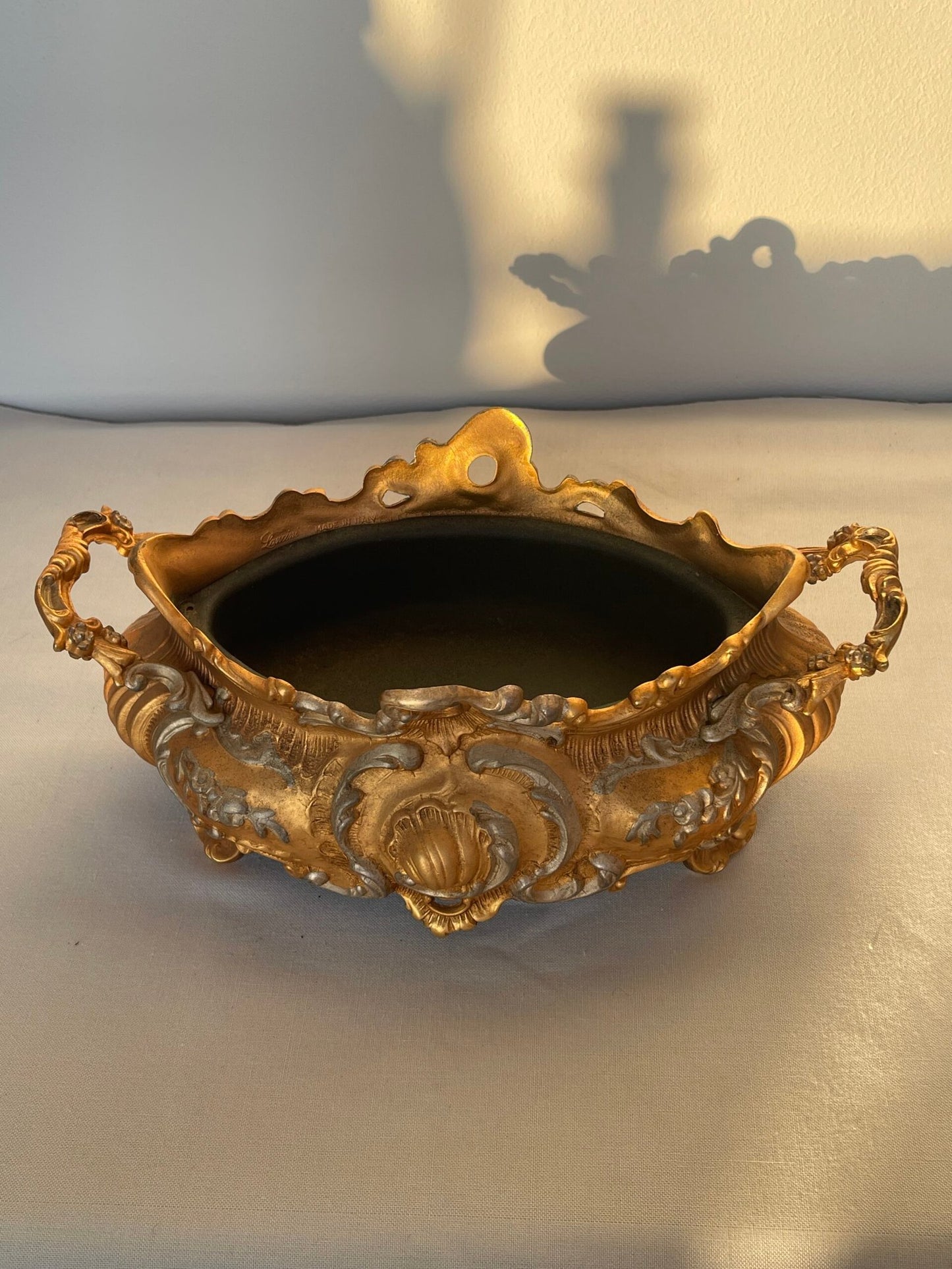 Centrotavola Rococò in Metallo Dorato