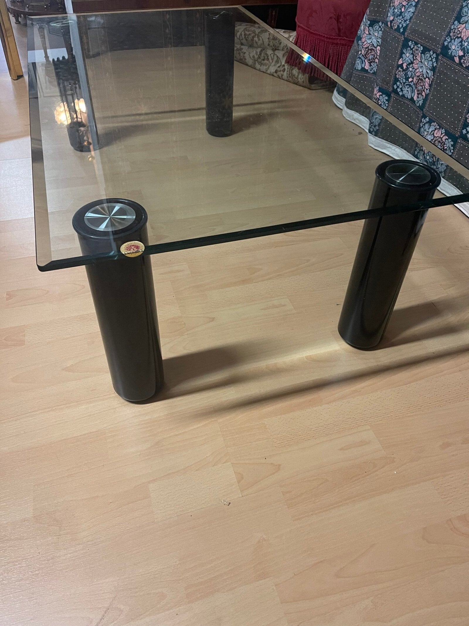 Tavolino da Salotto Moderno in Vetro Temperato e Metallo