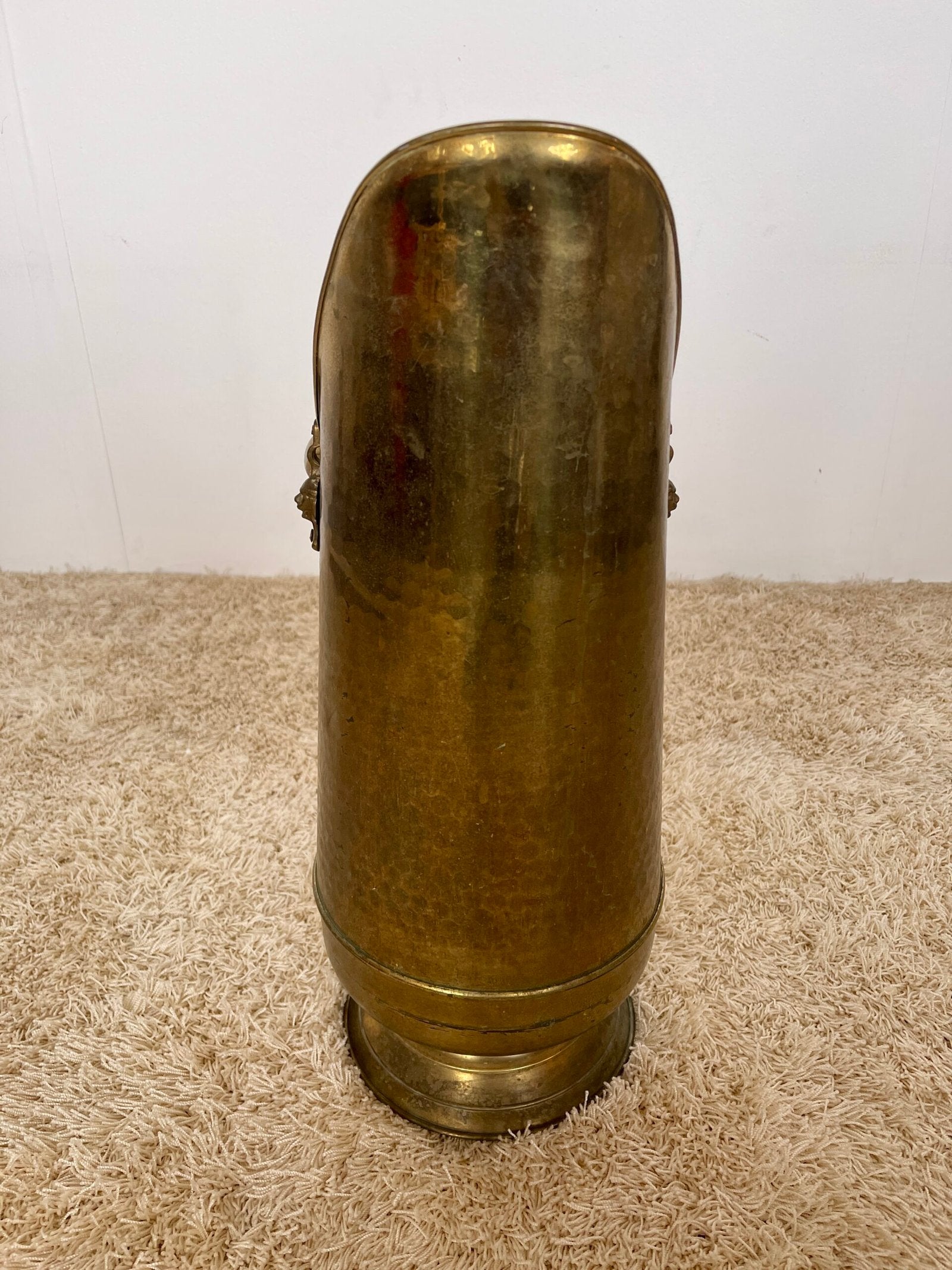 Secchiello Antico in Ottone Martellato con Doppio Manico in Legno – Stile Vittoriano/Inglese