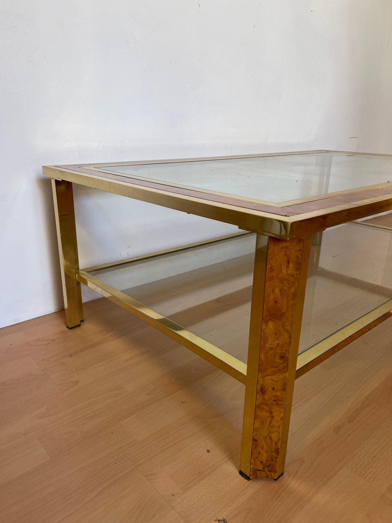 Tavolino da Salotto in Ottone e Radica con Piano in Vetro – Anni '70/'80