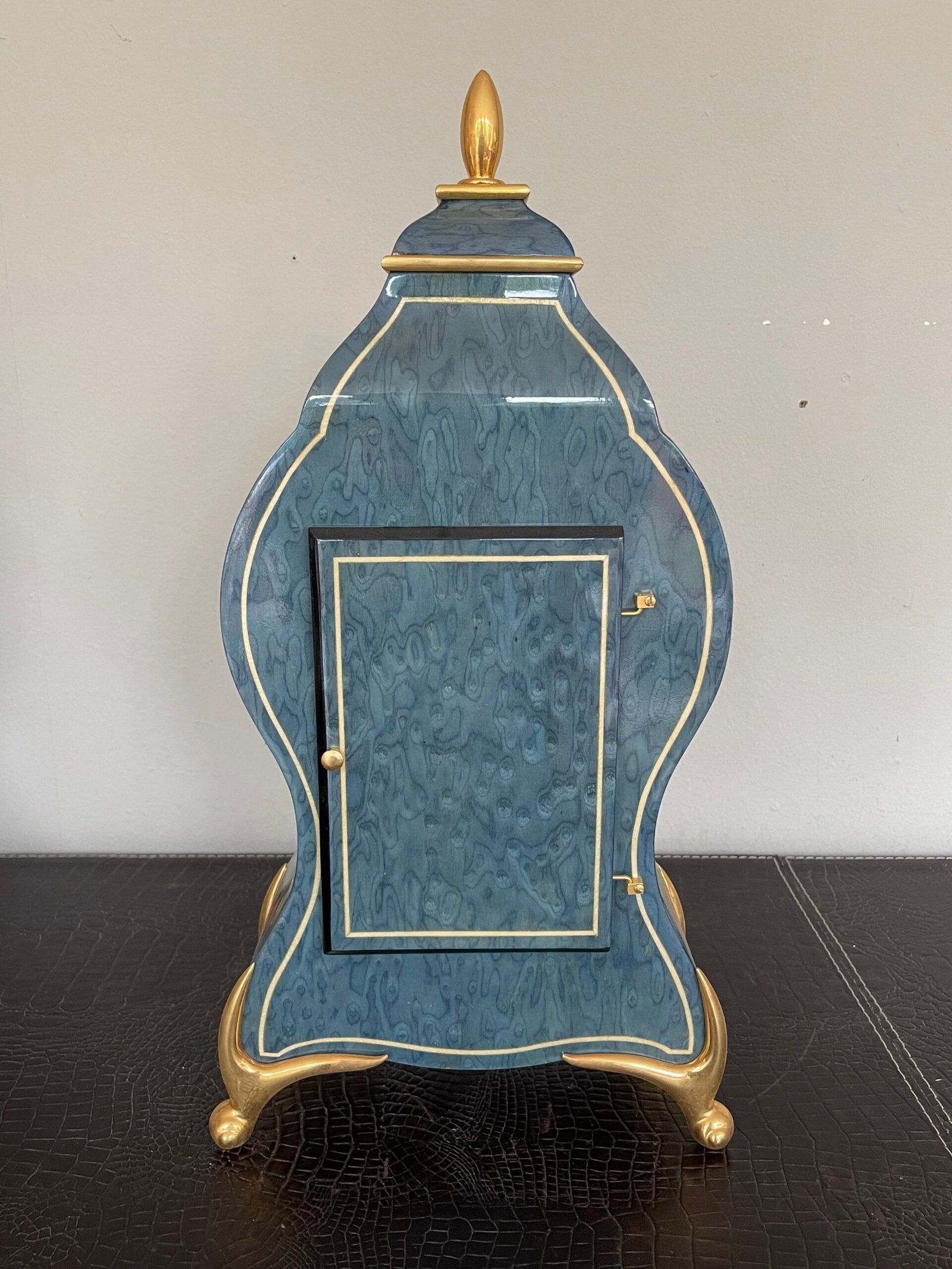 Orologio da Tavolo "Neuchatel" con Pendolo e Decori Floreali – Stile Classico