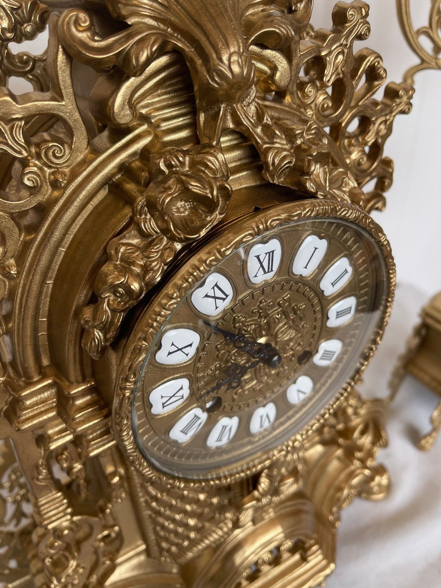 Set orologio da Caminetto con Candelabri - stile Barocco in Bronzo Dorato