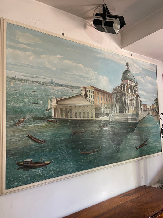 "Veduta di Venezia: La Grande Chiesa e le Gondole"