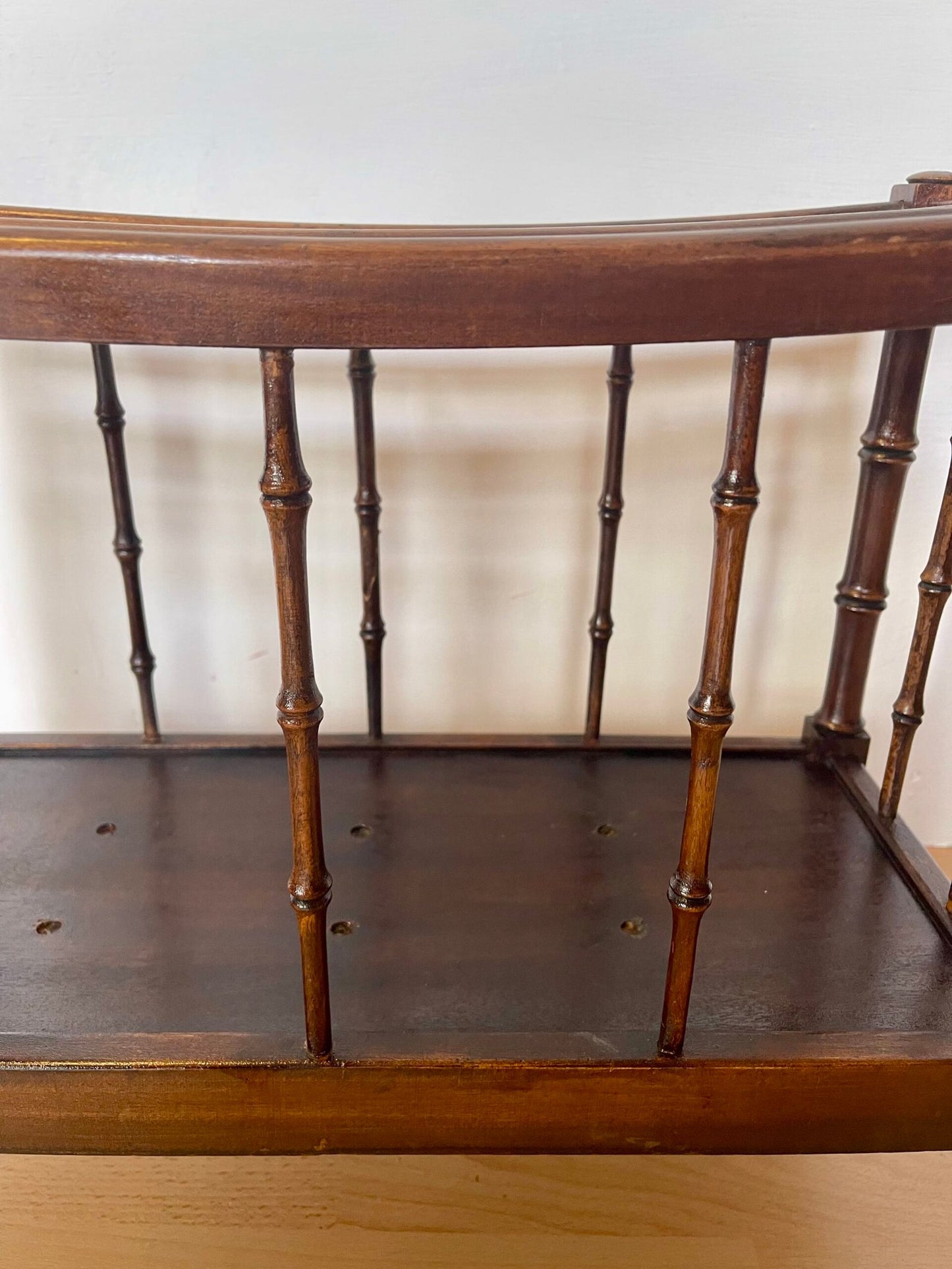 Portariviste vintage in legno