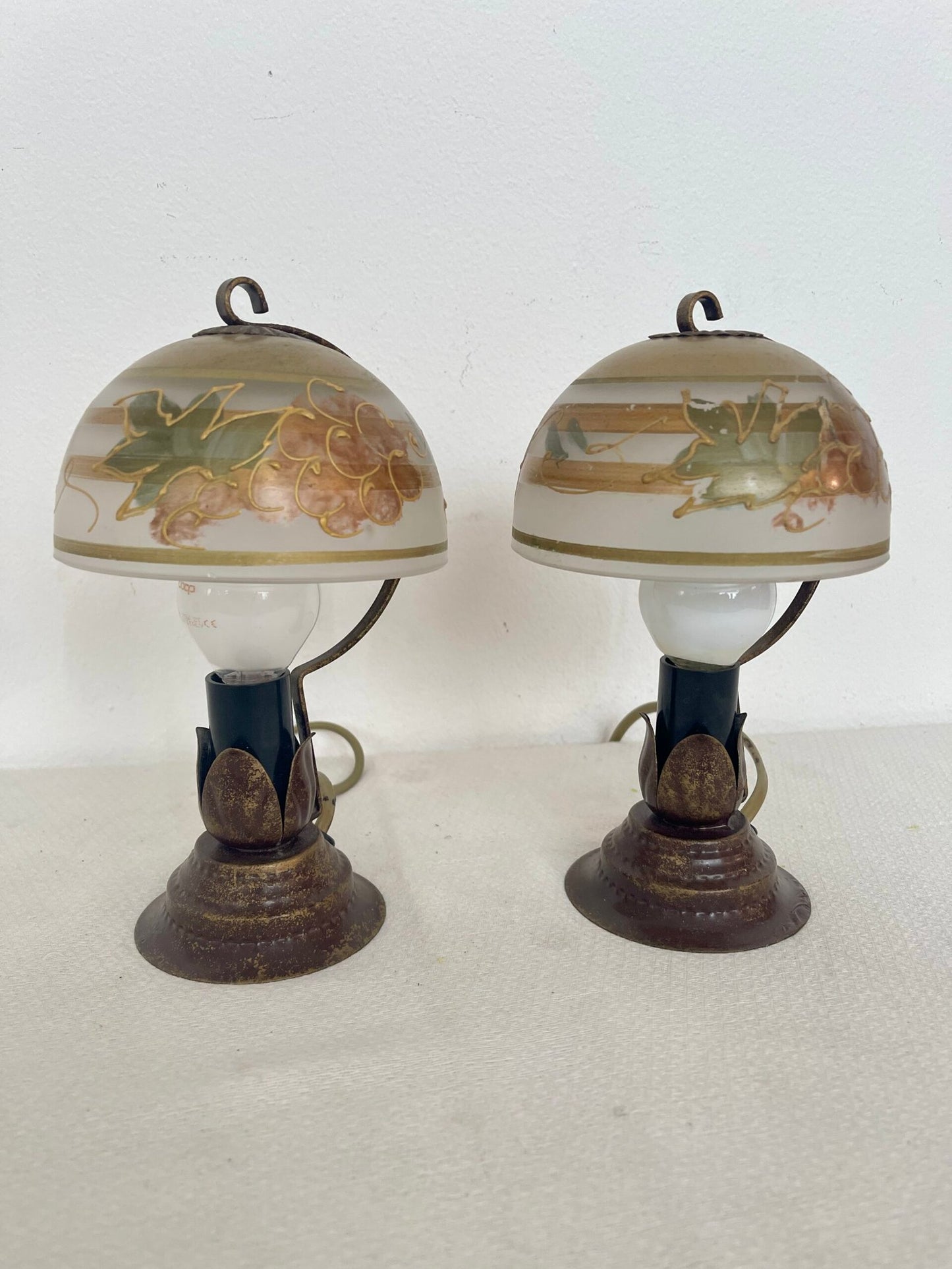 Coppia di lampade da Comodino Con Paralume Dipinto a Mano