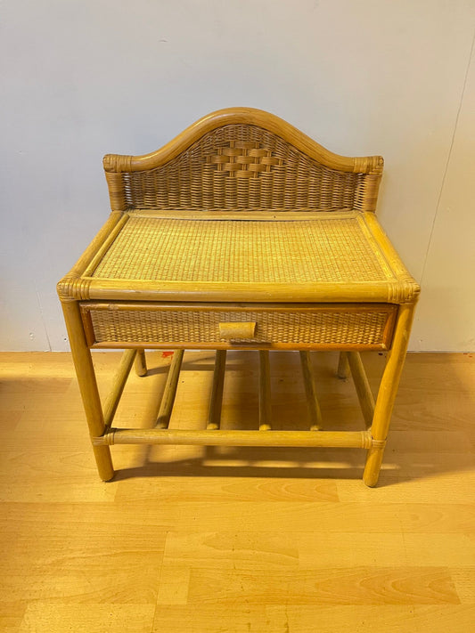 Comodino in bambù e rattan intrecciato